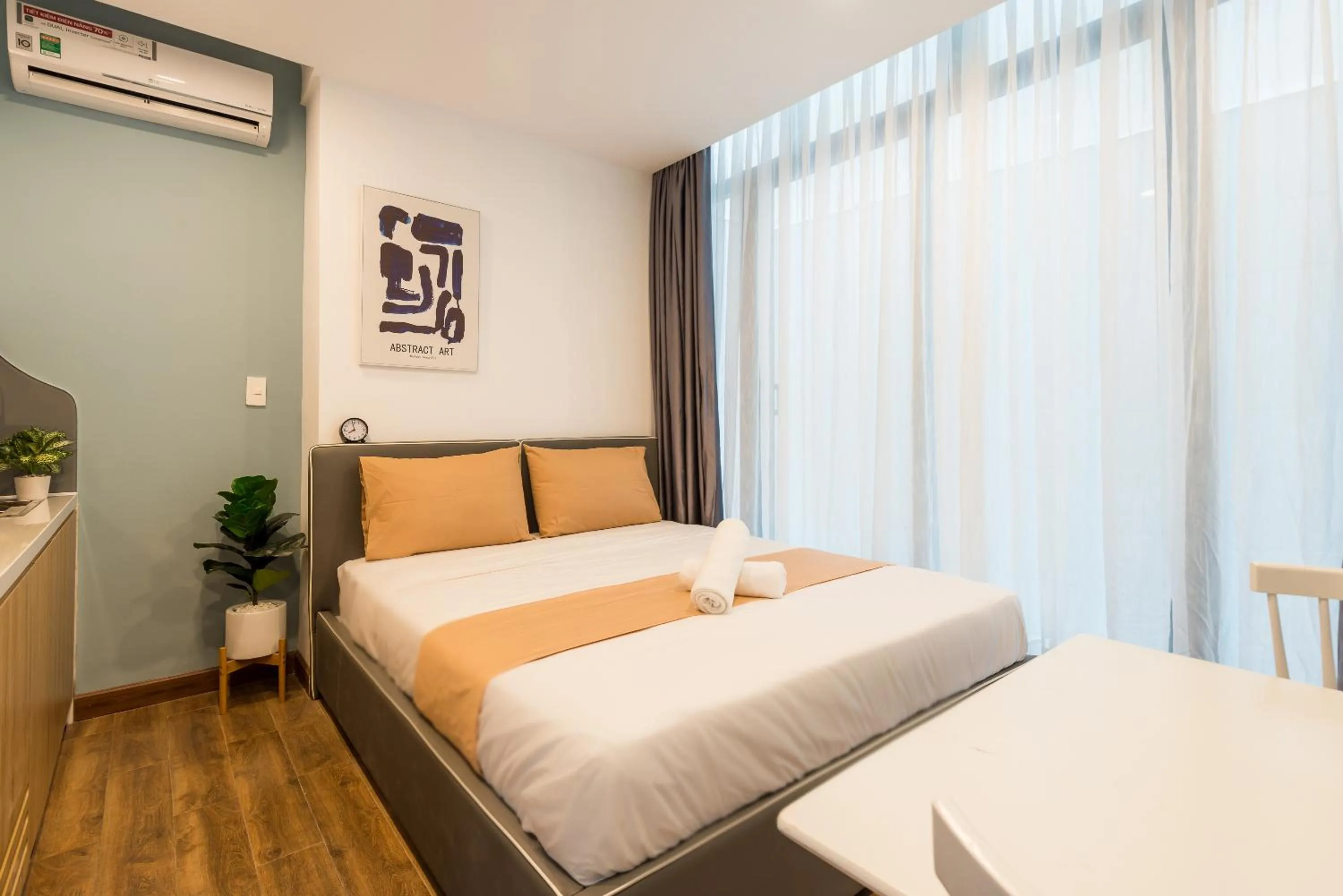 Photo of the whole room, Bed in Cozrum Homes - Saphera Residence