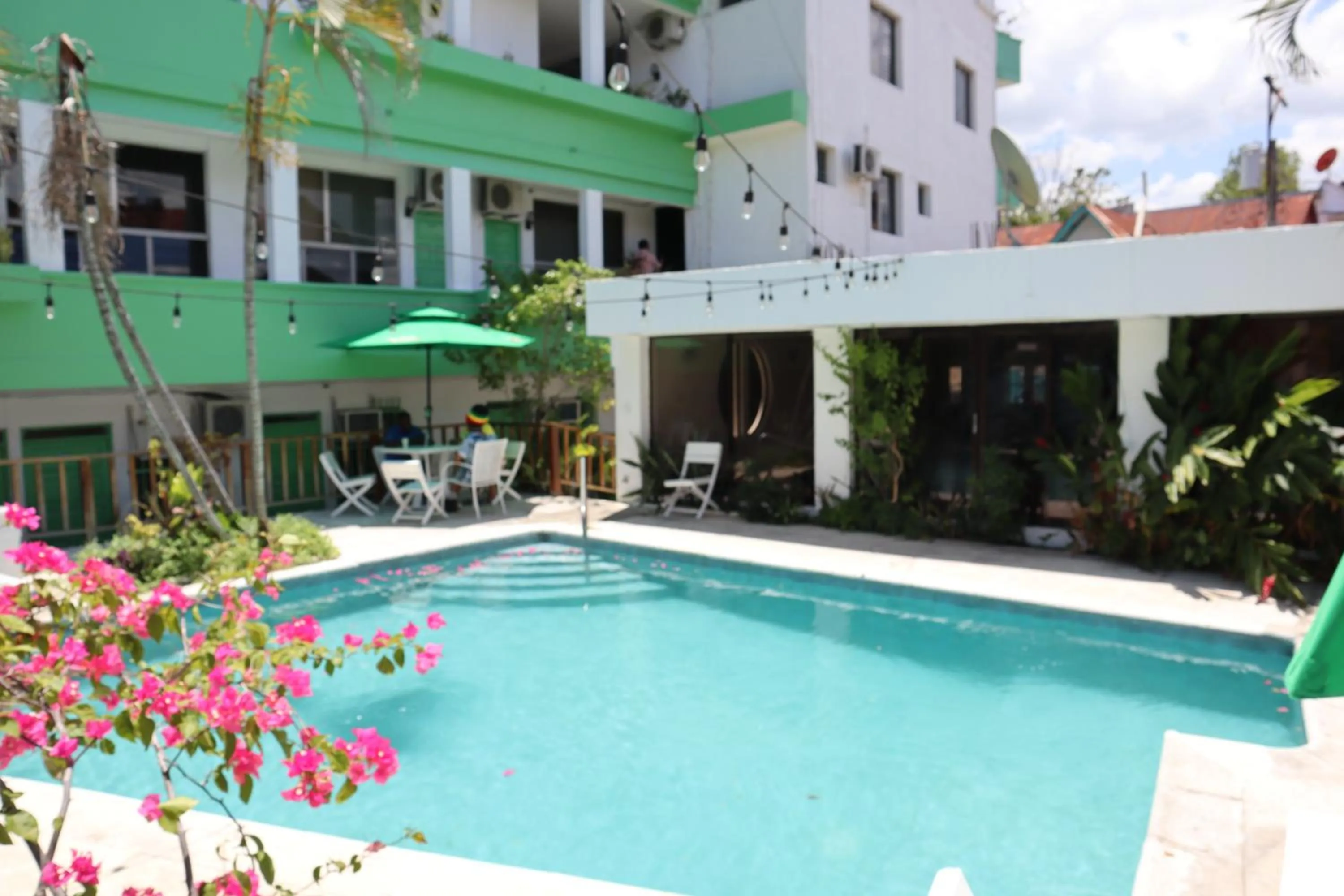 Swimming pool in Hotel Sabana