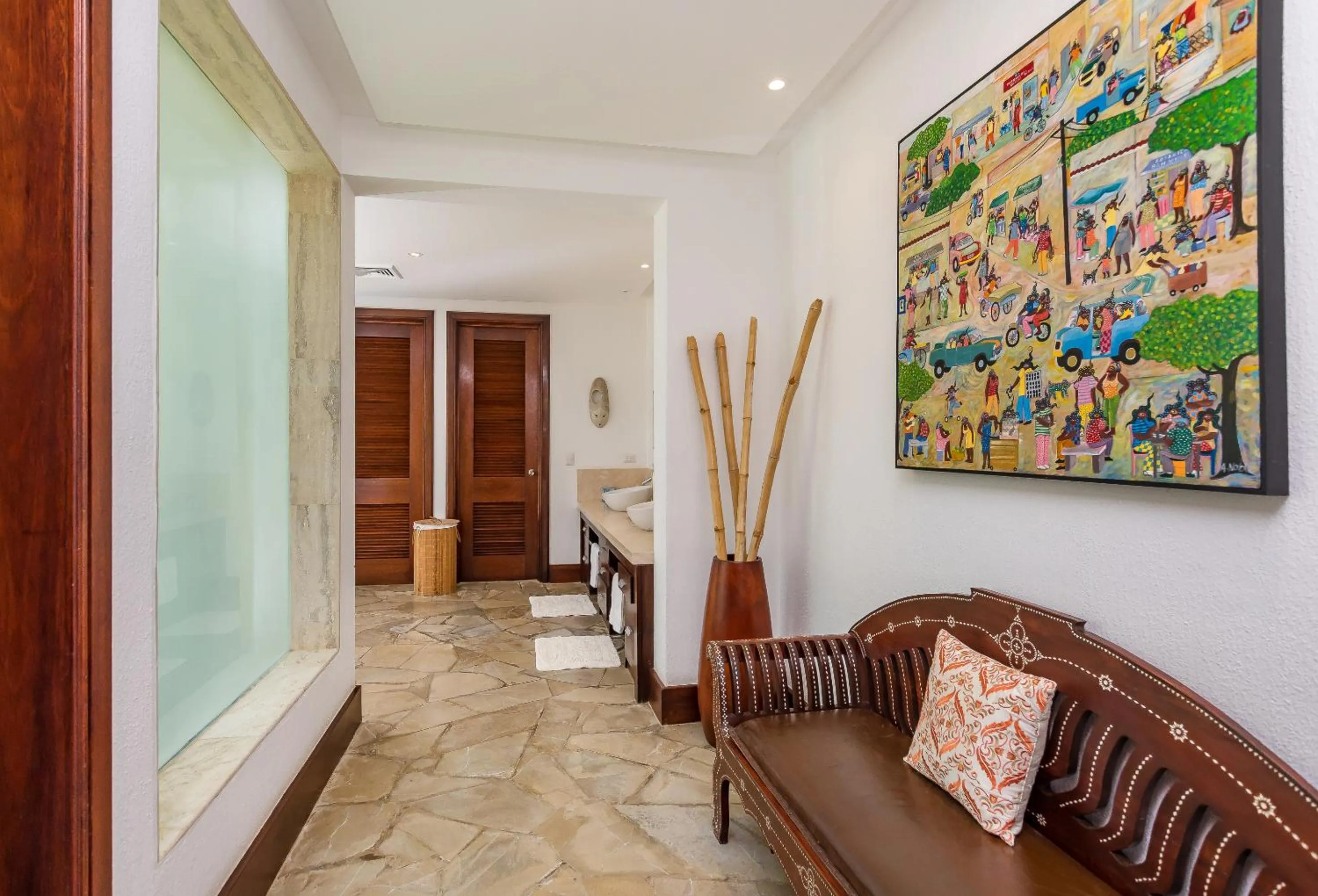 Bathroom in Unique Villa with Ocean and River Views - Staff & Golf Carts