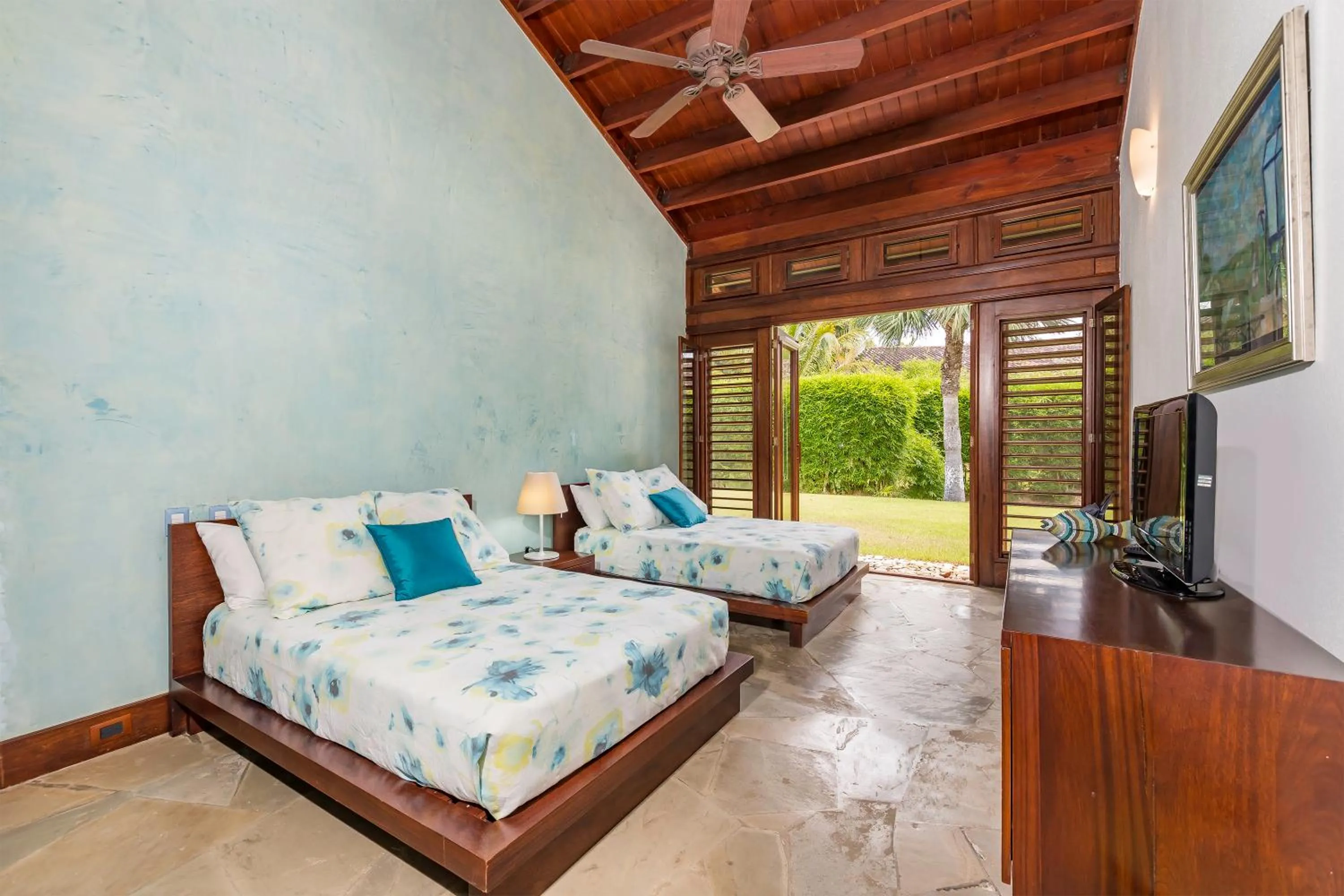 Bed in Unique Villa with Ocean and River Views - Staff & Golf Carts
