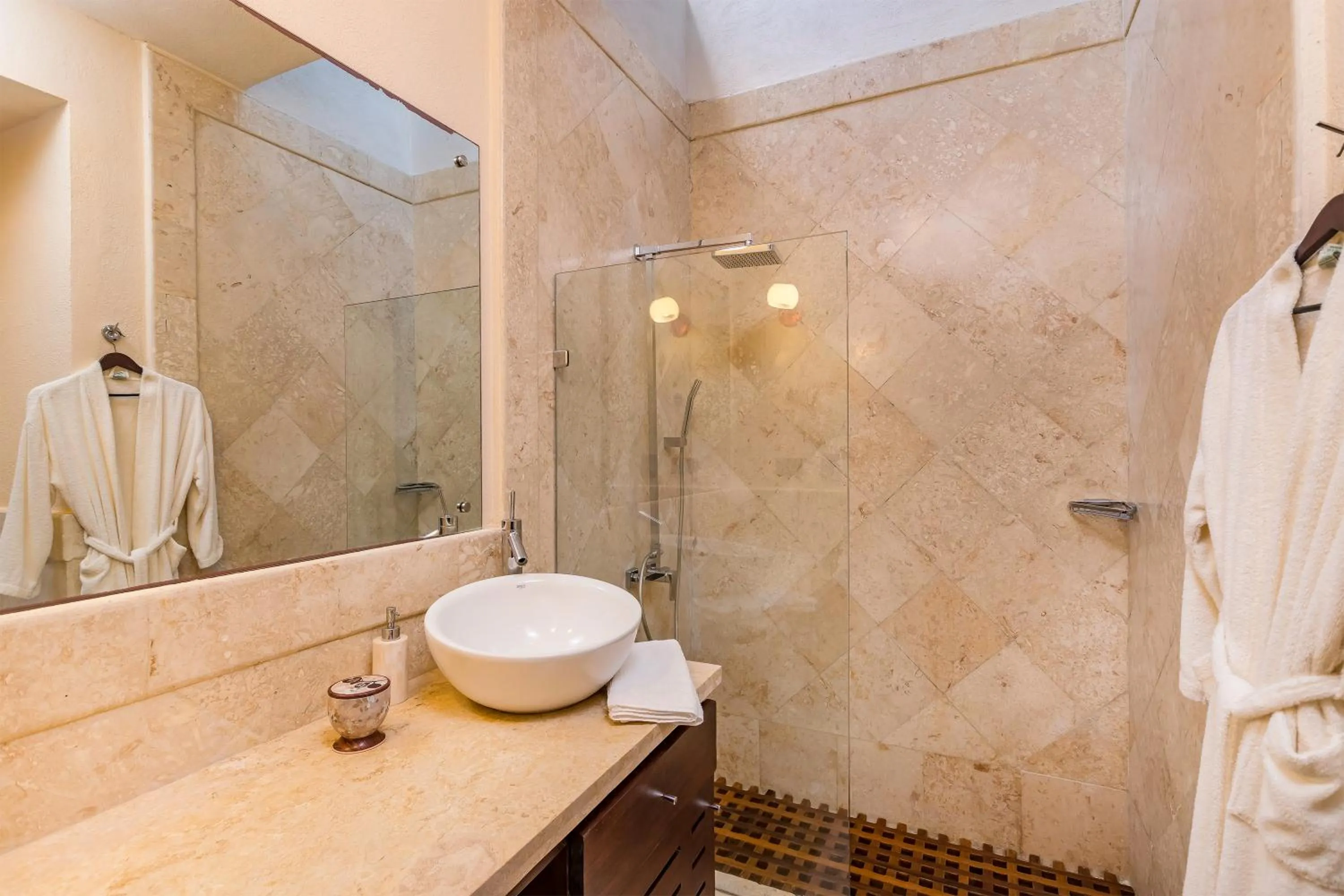 Shower in Unique Villa with Ocean and River Views - Staff & Golf Carts