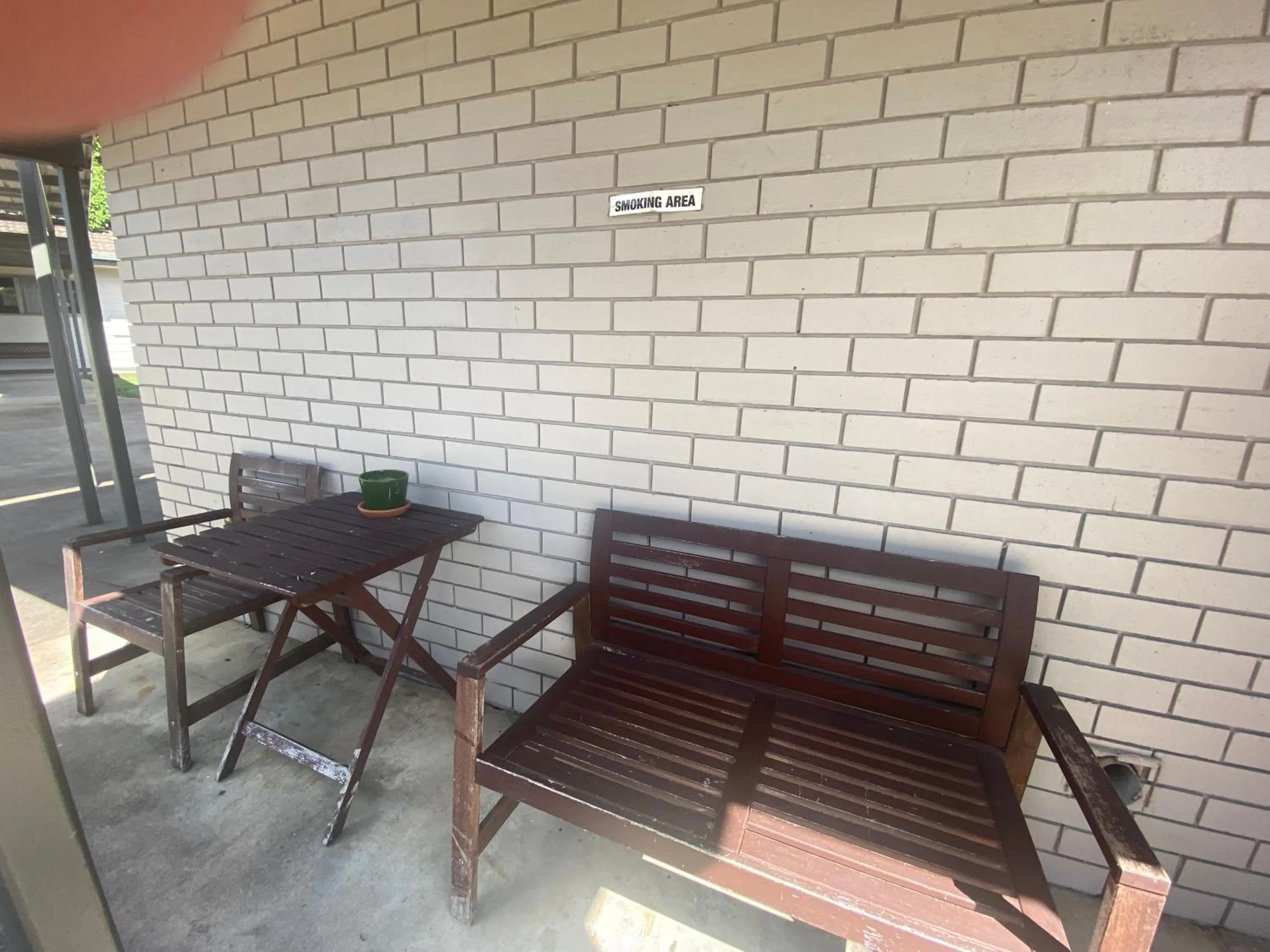 Property building in Mackay Motor Inn