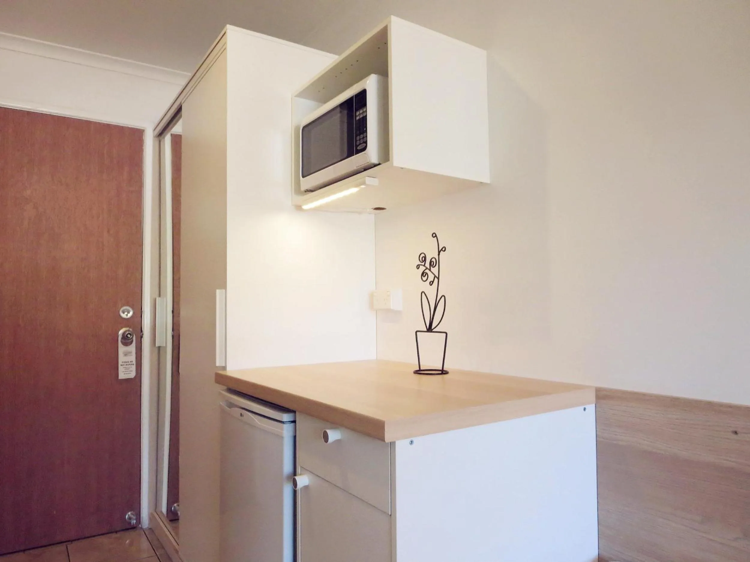 Bathroom in Mackay Motor Inn