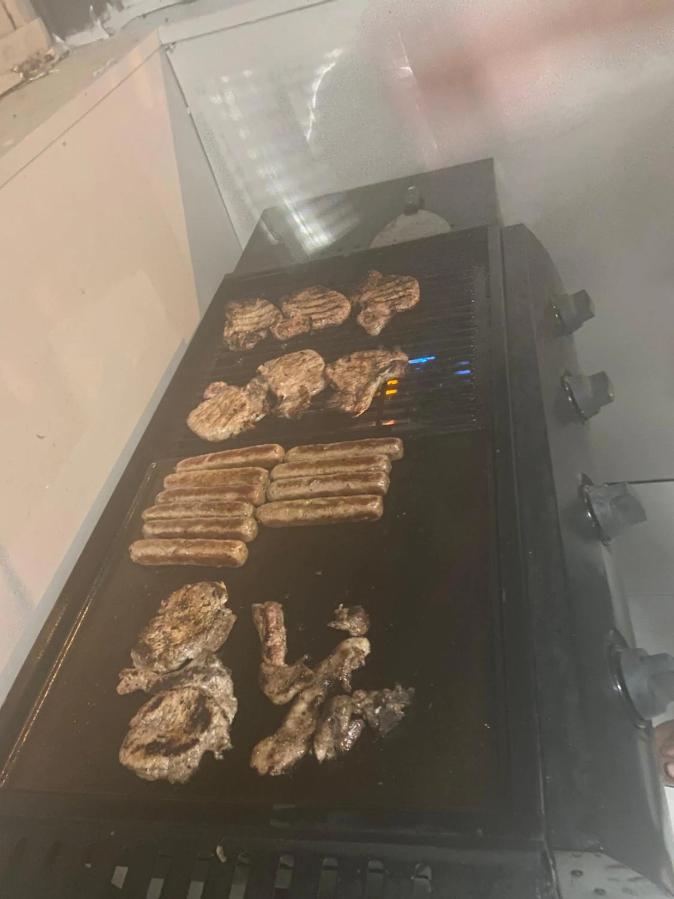 BBQ facilities in Mackay Motor Inn