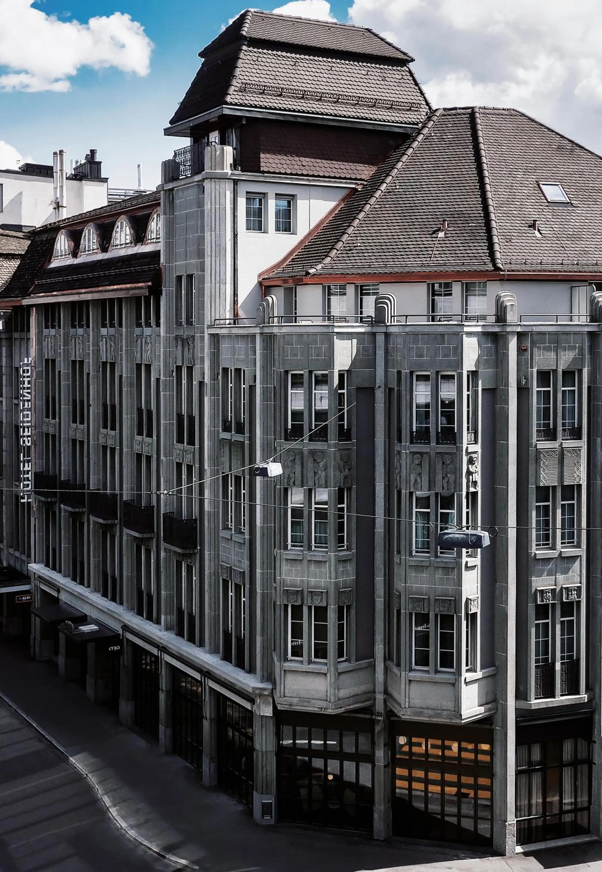 Property building in Sorell Boutique-Hotel Seidenhof Zürich