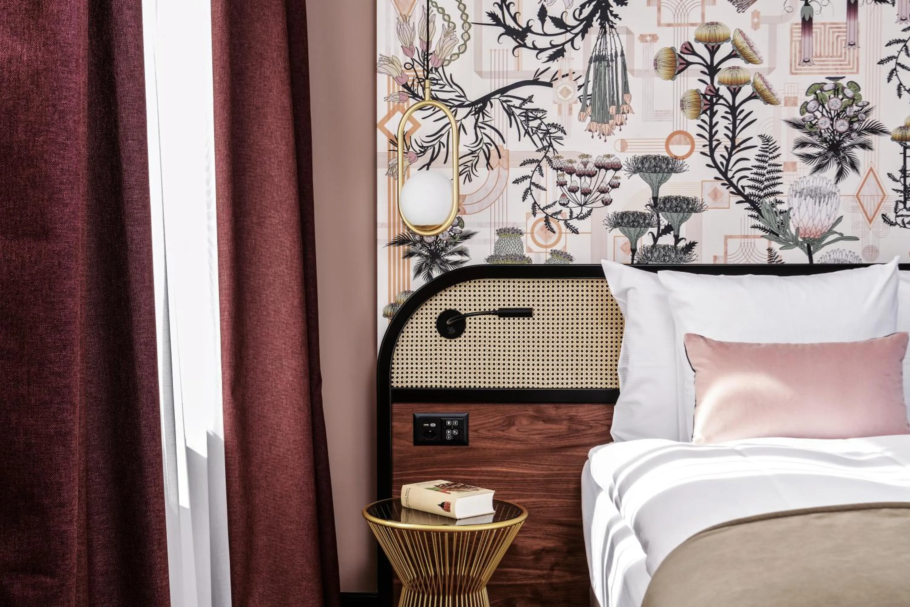 Bed in Sorell Boutique-Hotel Seidenhof Zürich