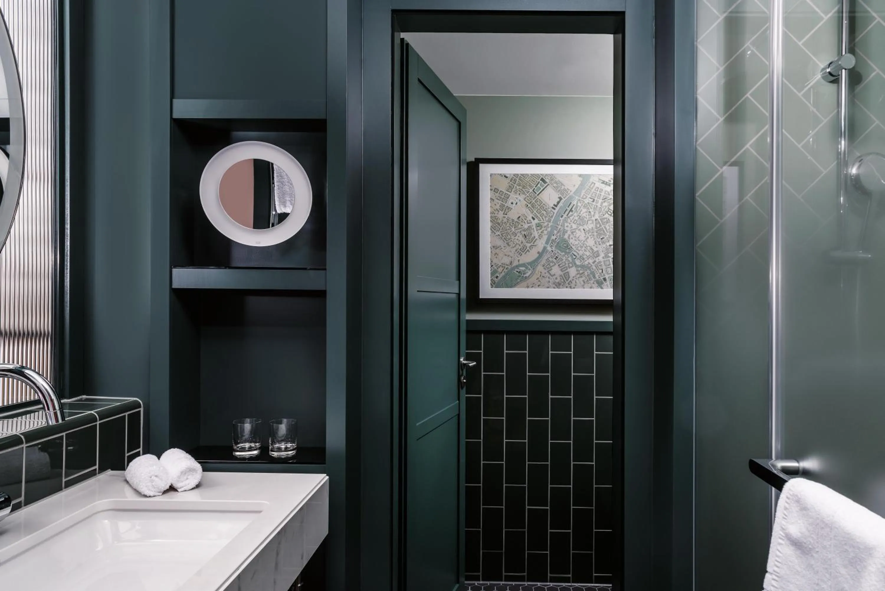 Shower in Sorell Boutique-Hotel Seidenhof Zürich