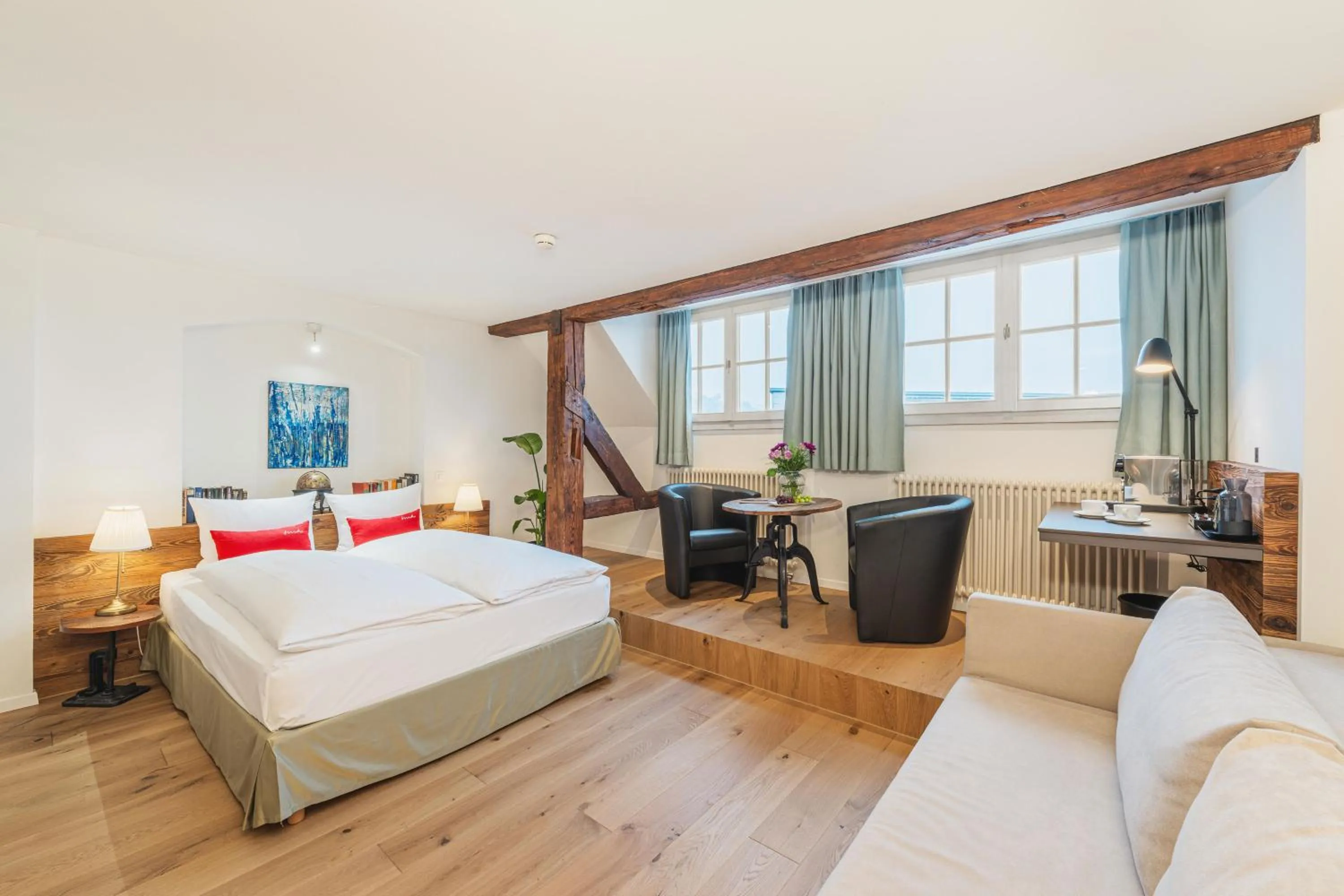 Bed in Tailormade Hotel RÜDEN Schaffhausen