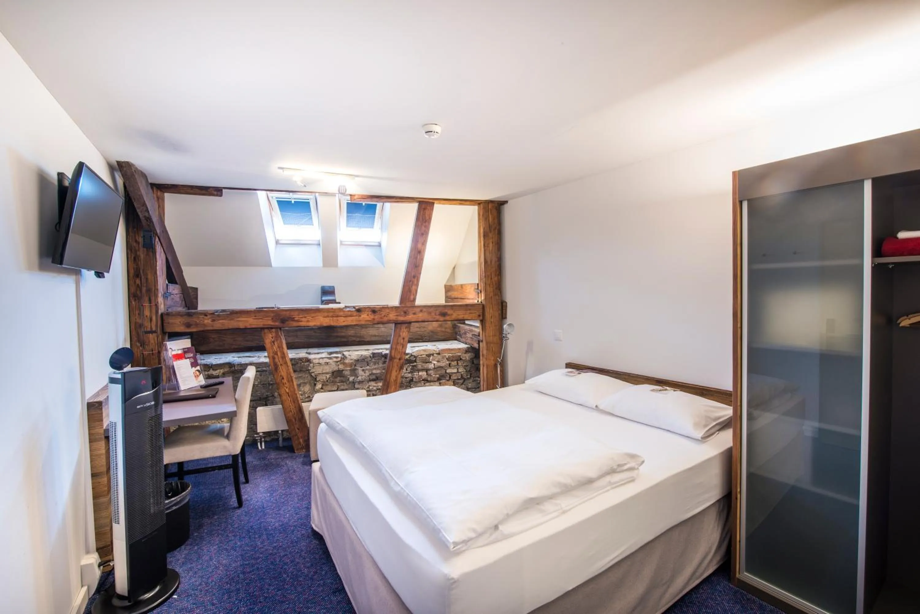 Photo of the whole room in Boutique-Hotel Rüden