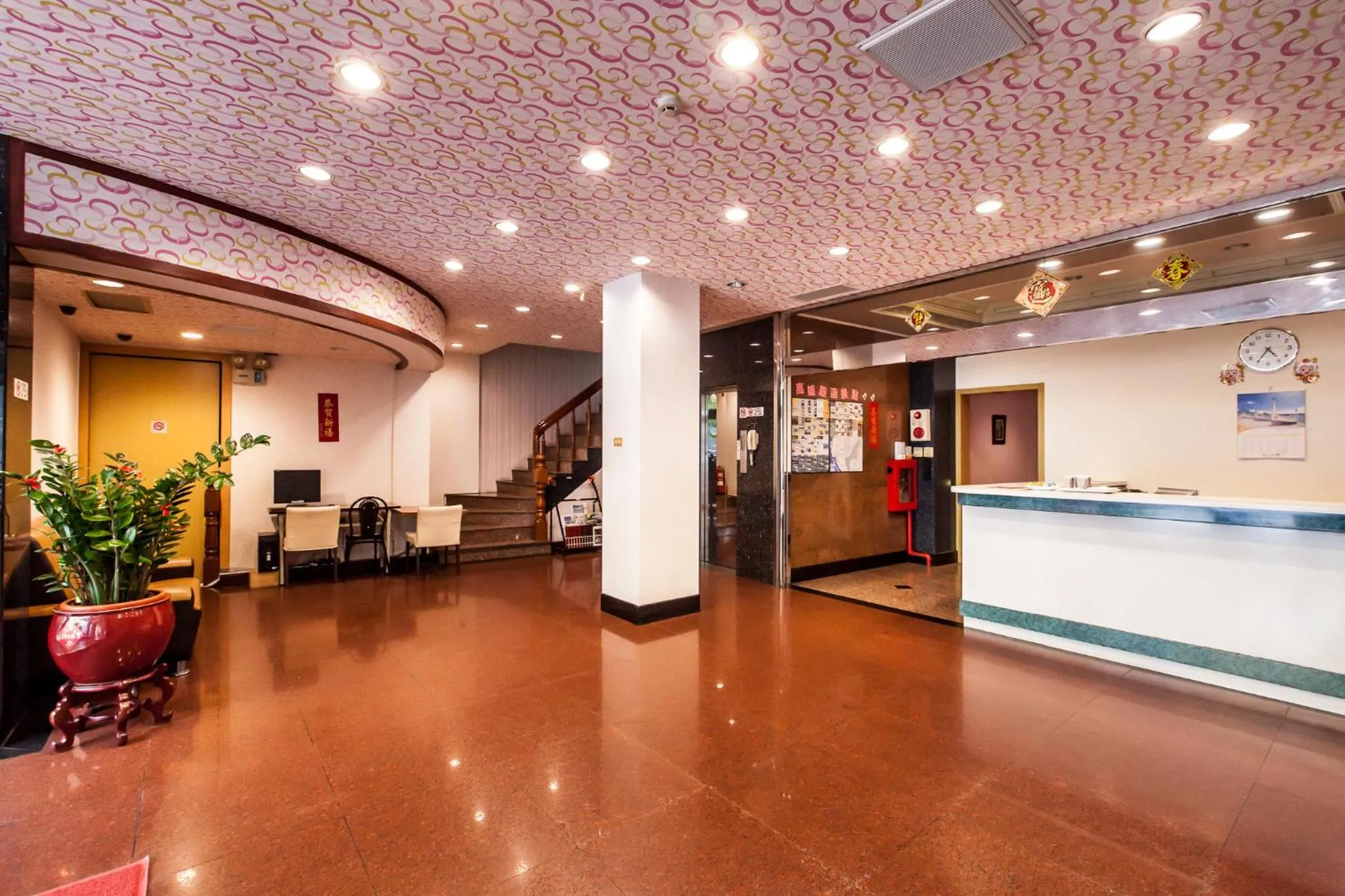 Lobby or reception in Ruei Gung Business Hotel Kaohsiung
