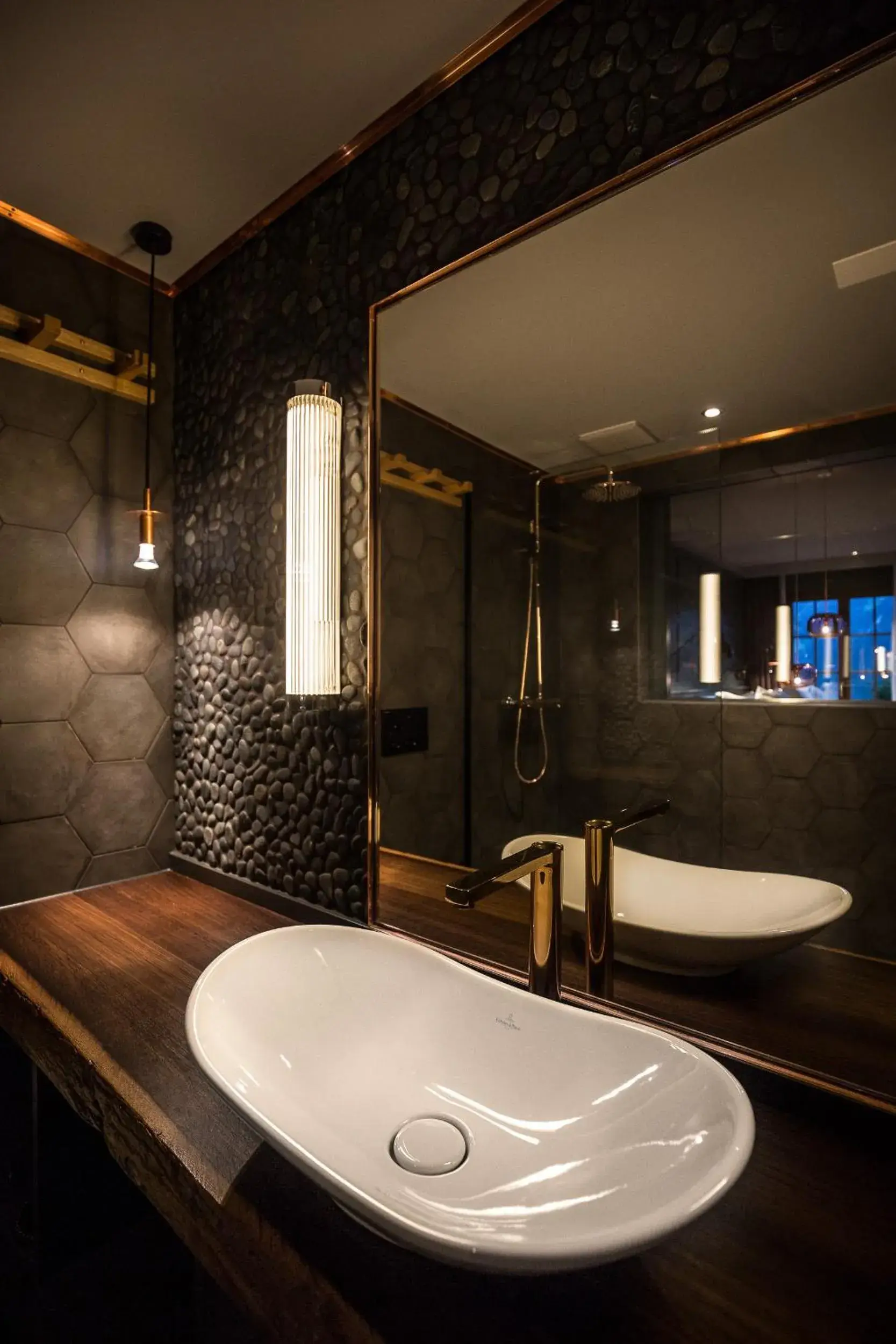 Double Room with Restricted View in HUUS Gstaad Double Room with Restricted View in HUUS Gstaad