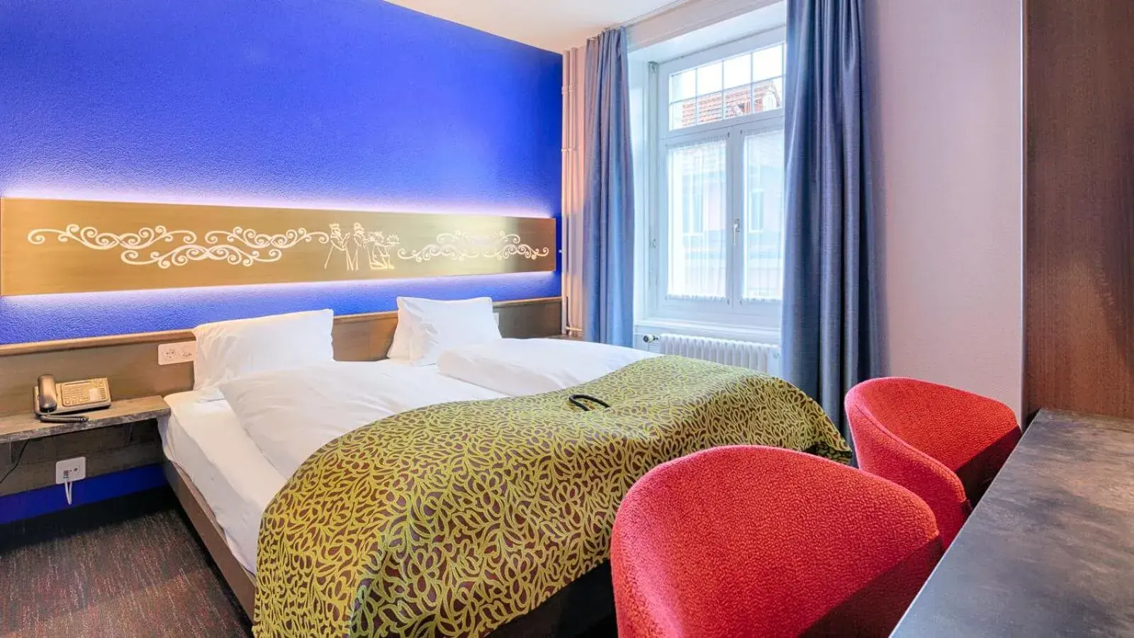 Standard Single Room in Hotel Drei Könige Luzern Standard Single Room in Hotel Drei Könige Luzern