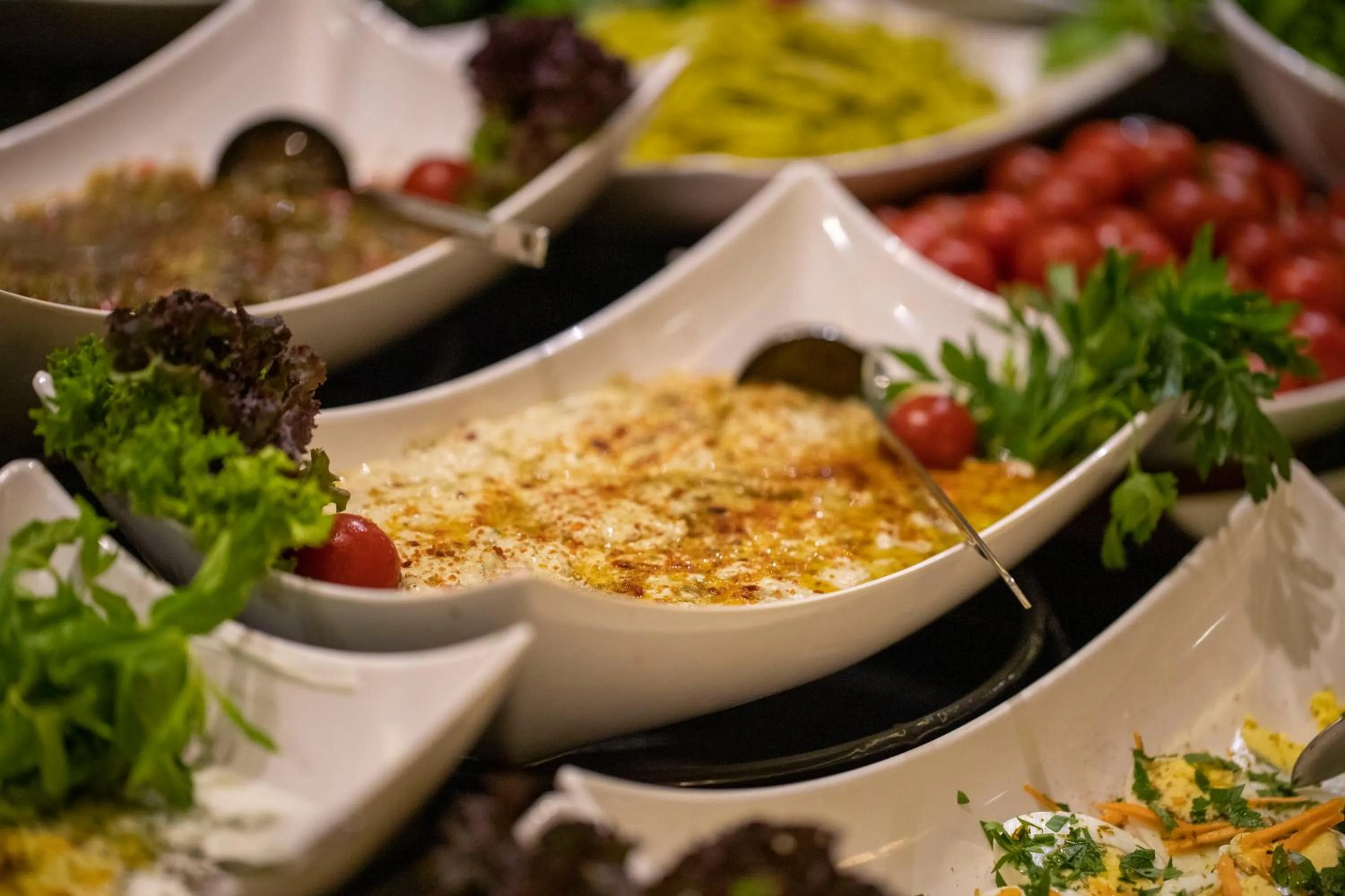 Breakfast in THE GREEN HOTEL