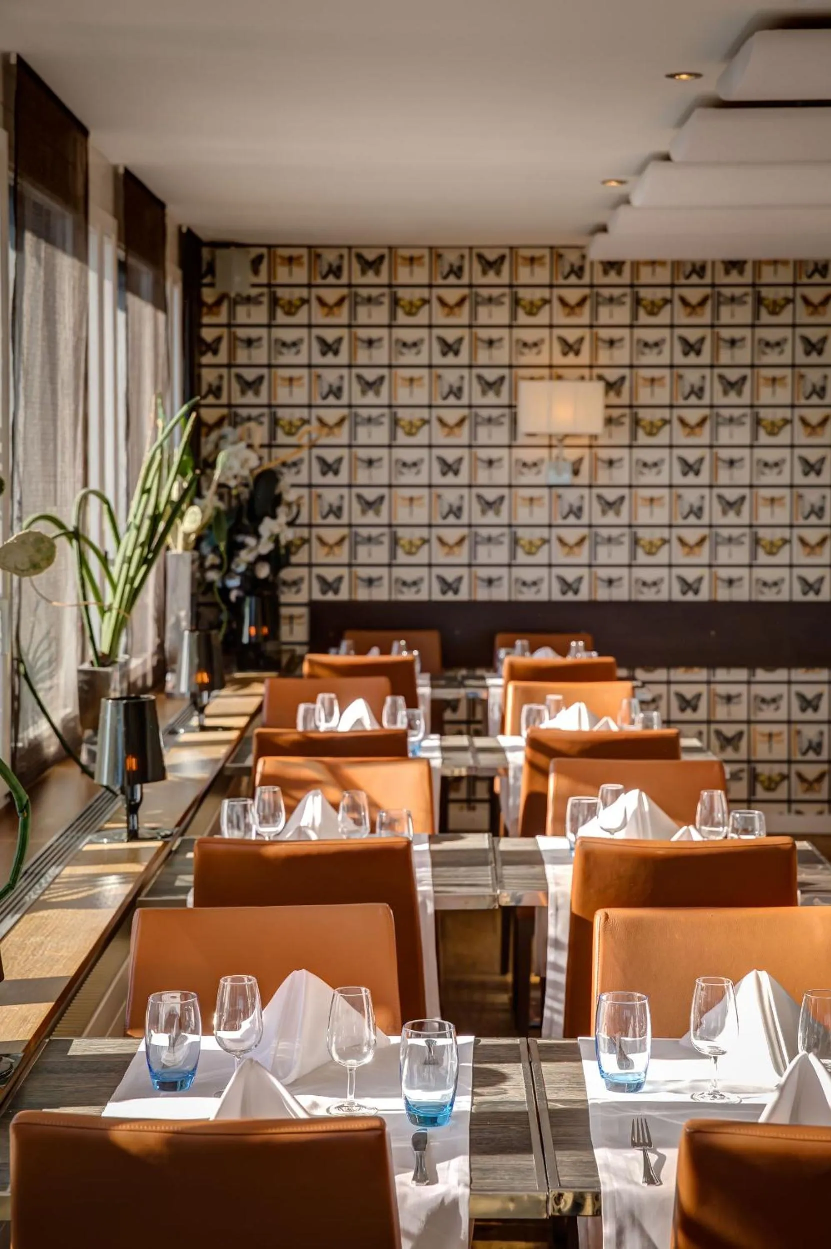 Restaurant/places to eat in Hotel Beaulac