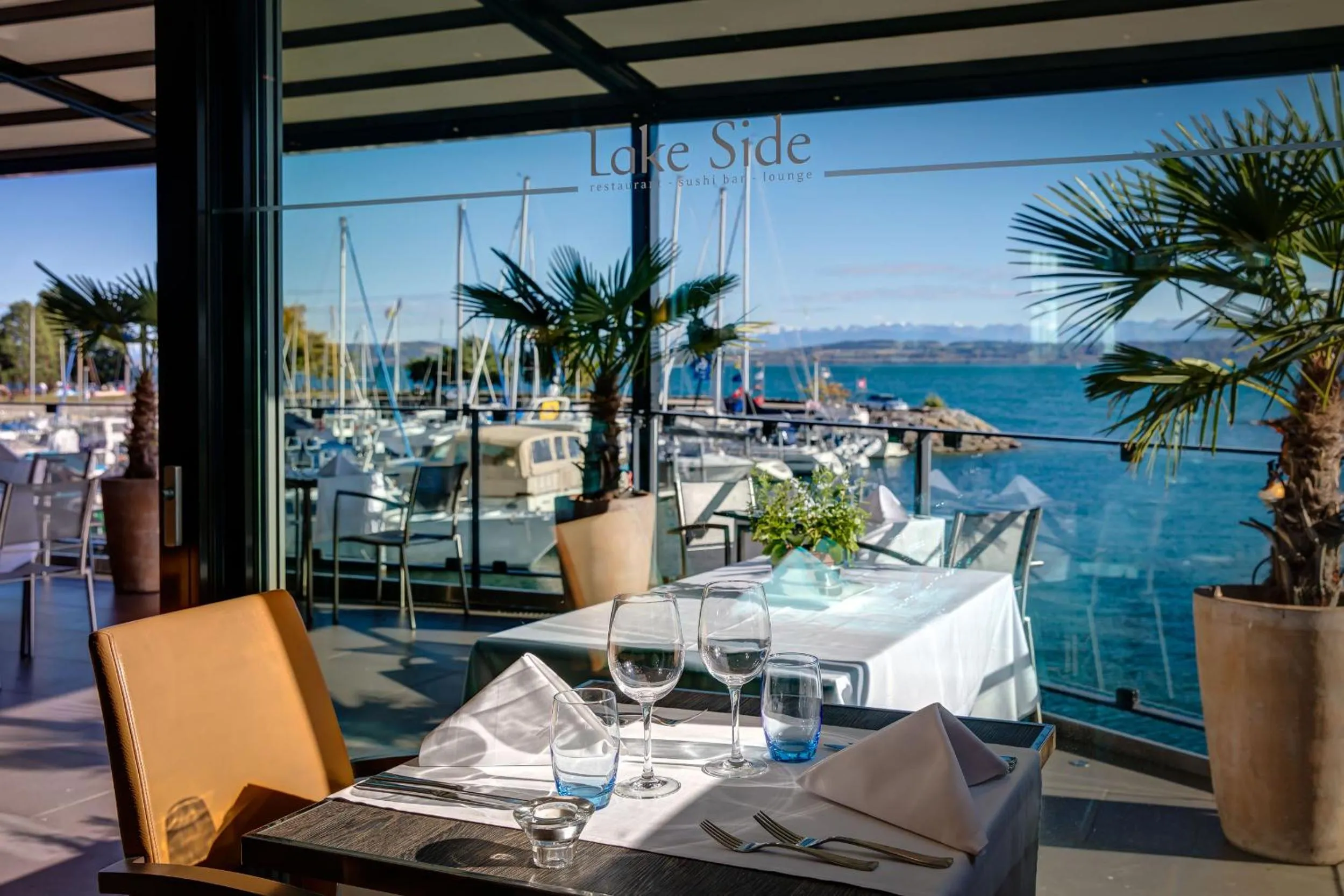 Restaurant/places to eat in Hotel Beaulac