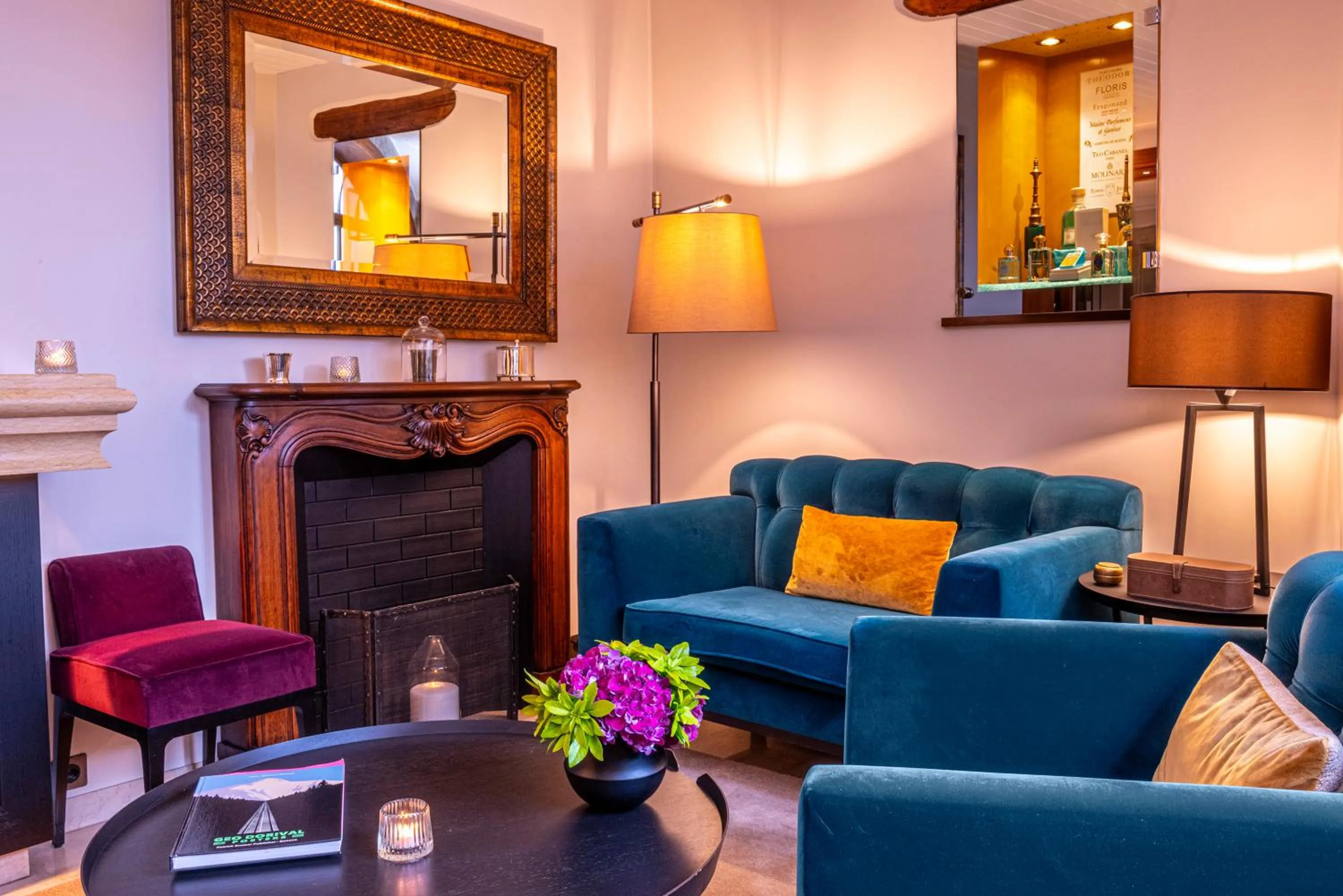 Lobby or reception in Hôtel Les Armures