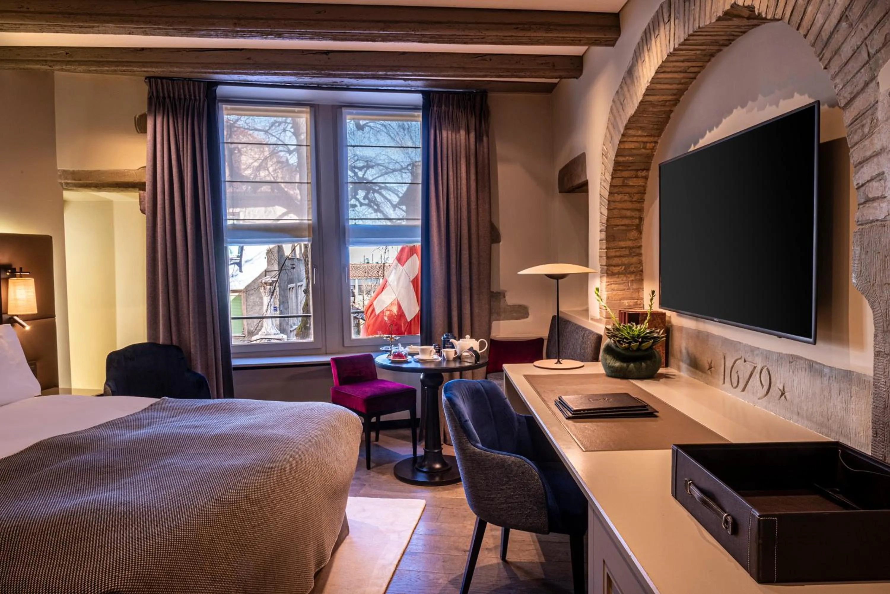 Photo of the whole room, Bed in Hôtel Les Armures