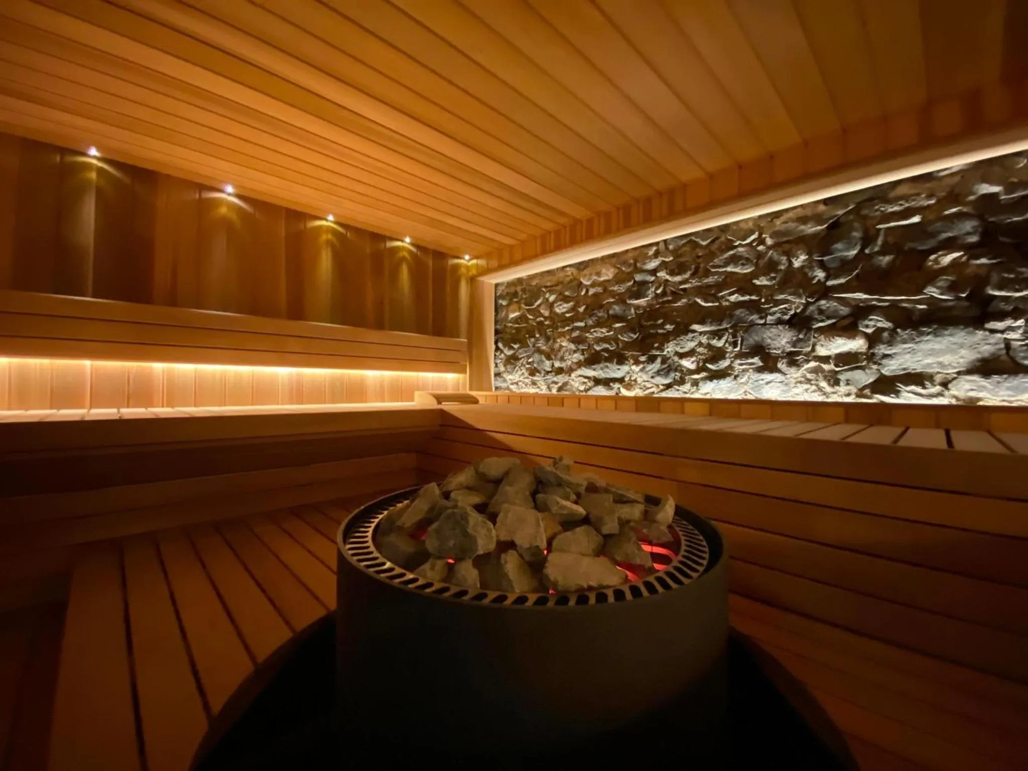 Sauna in Victoria Retreat