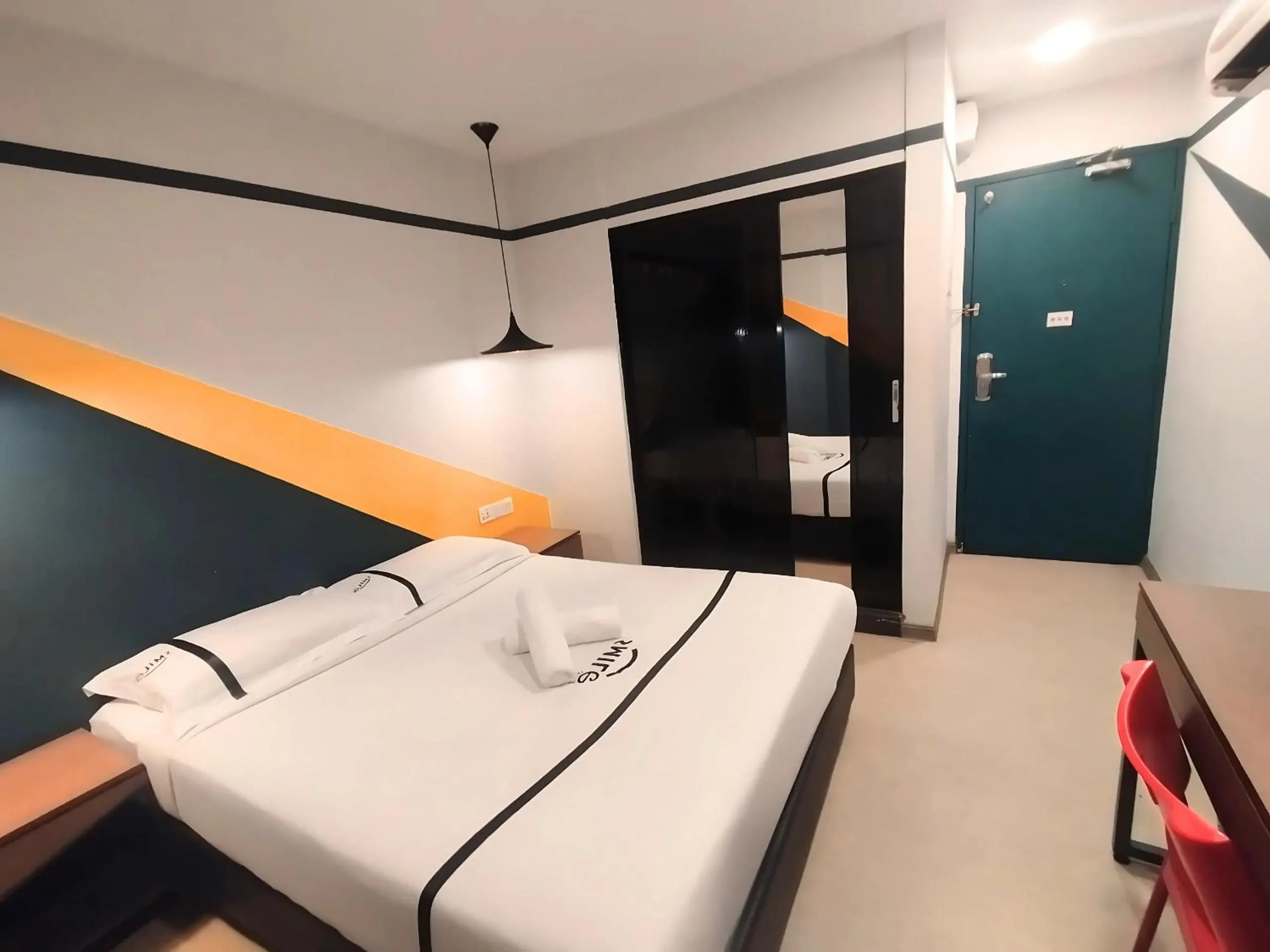 Bedroom, Bed in Smile Hotel C180 Cheras Selatan