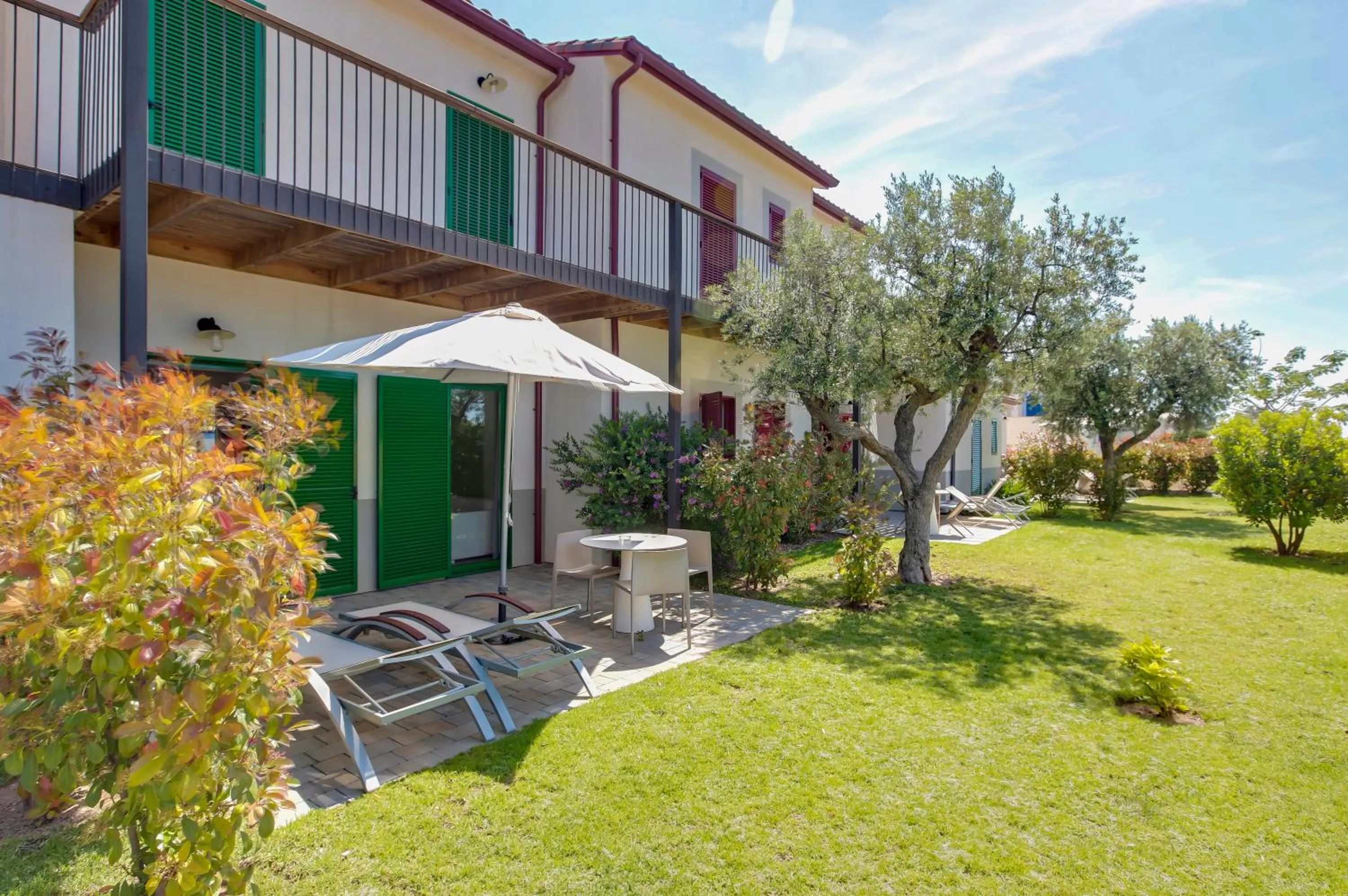 Garden view in Cambrils Park Resort