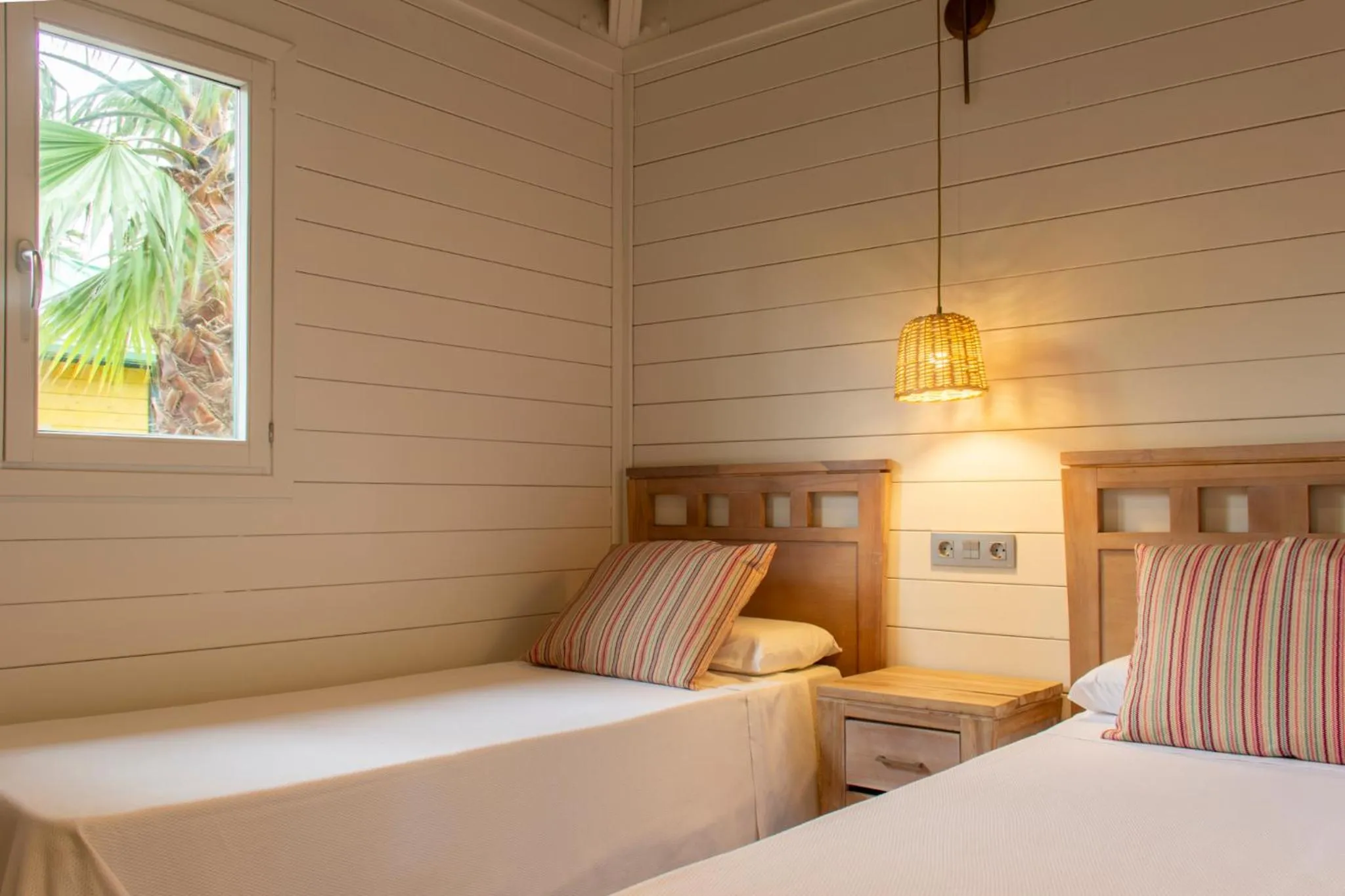 Photo of the whole room, Bed in Cambrils Park Resort