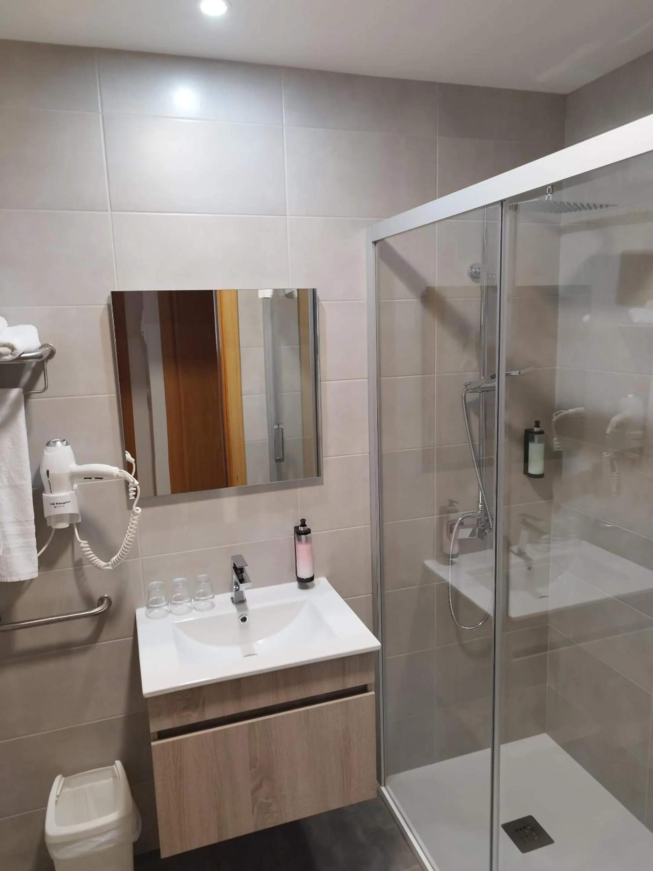 Bathroom in Hotel A Raiña