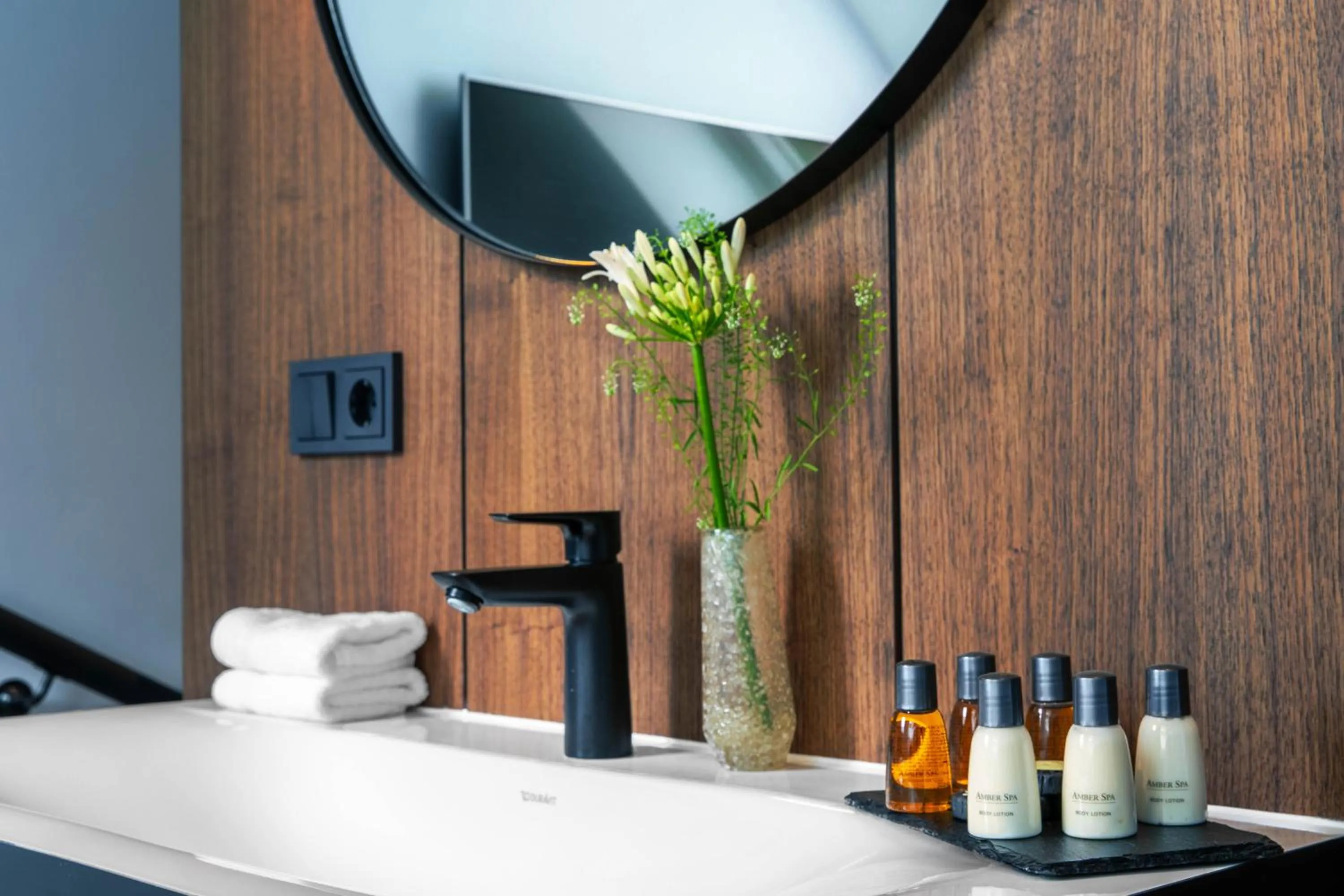 Bathroom in The Roebbek x Hanse