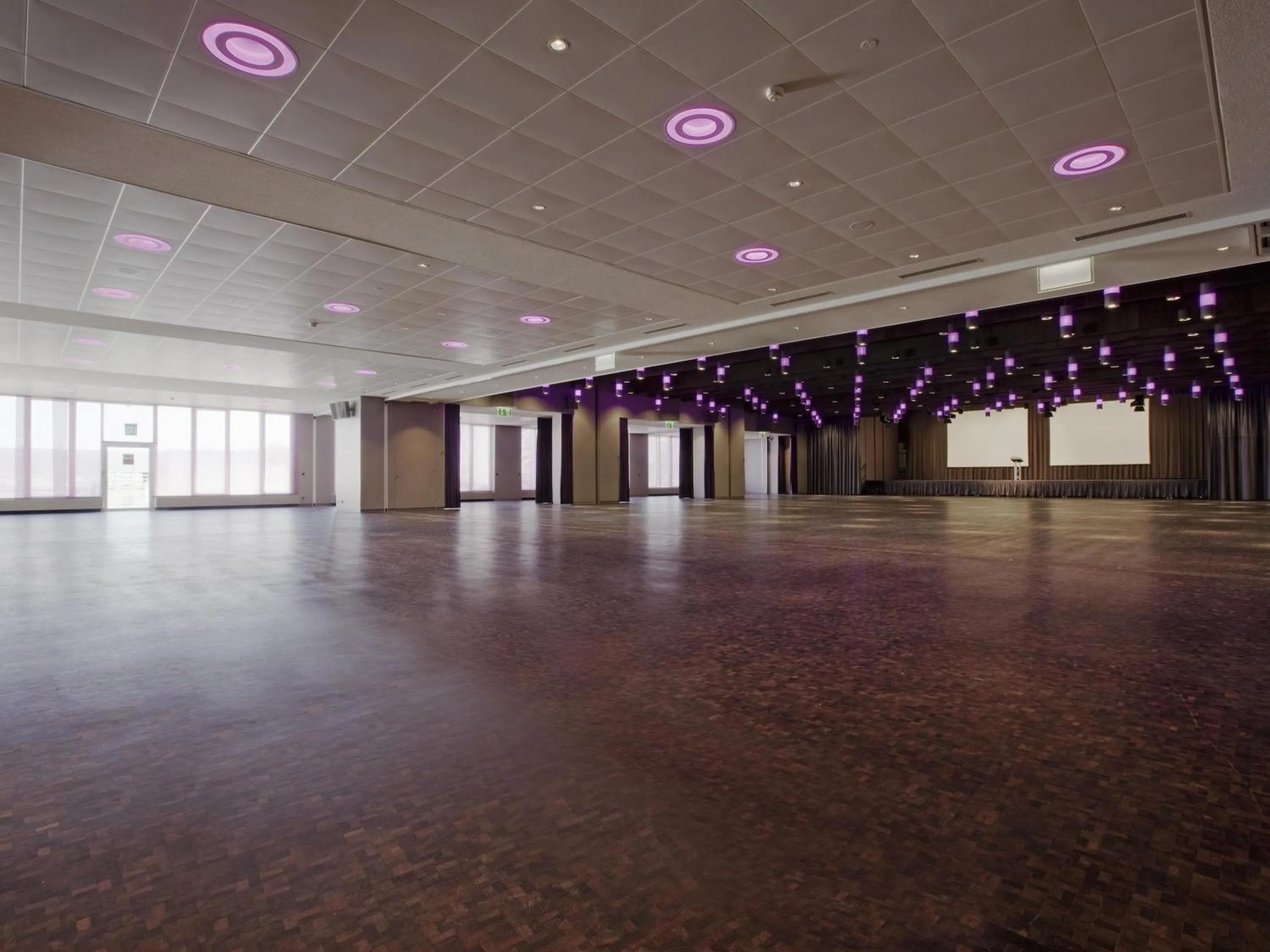 Meeting/conference room in Mövenpick Hotel Zürich-Regensdorf