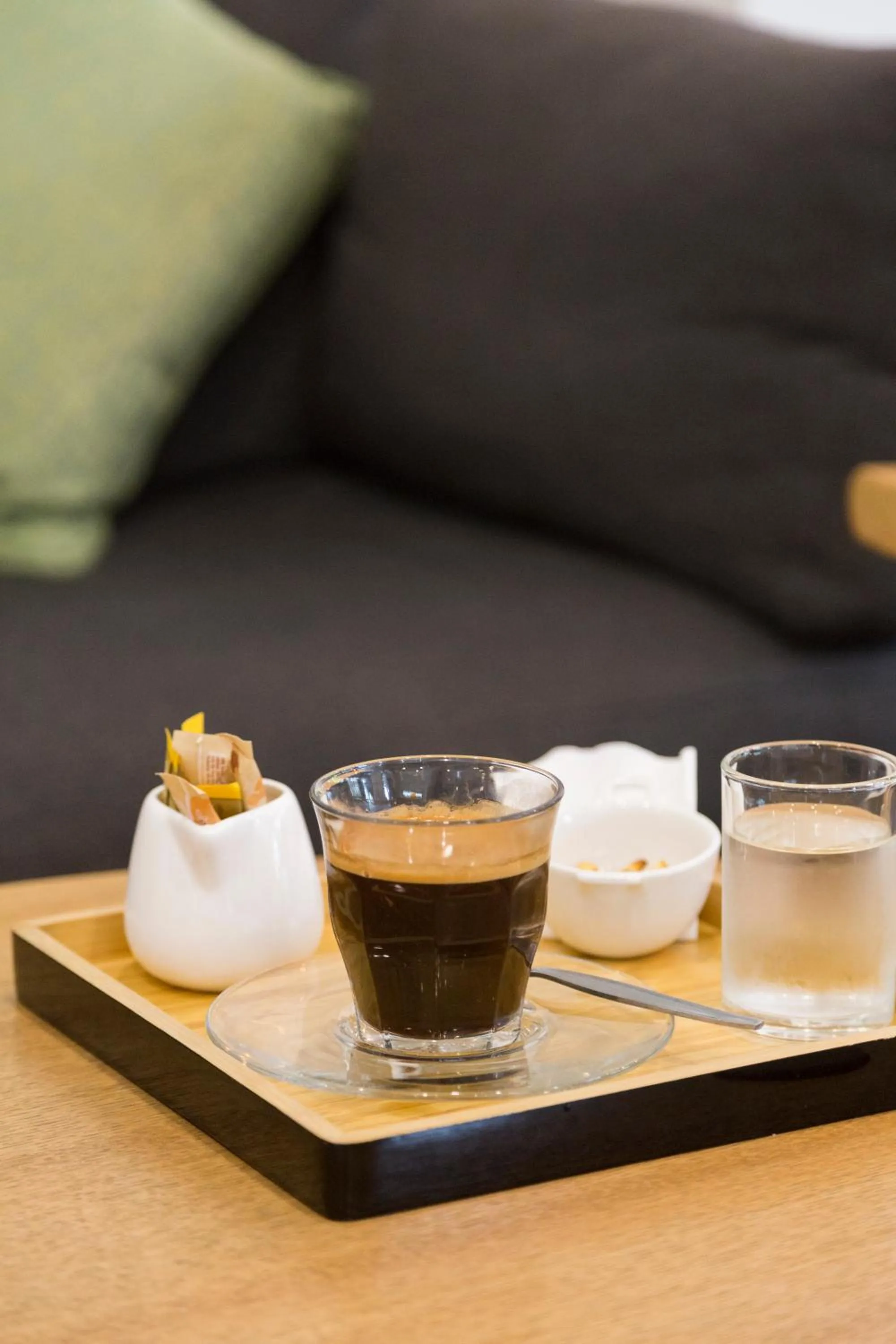 Coffee/tea facilities in T Hostel @ Victory Monument