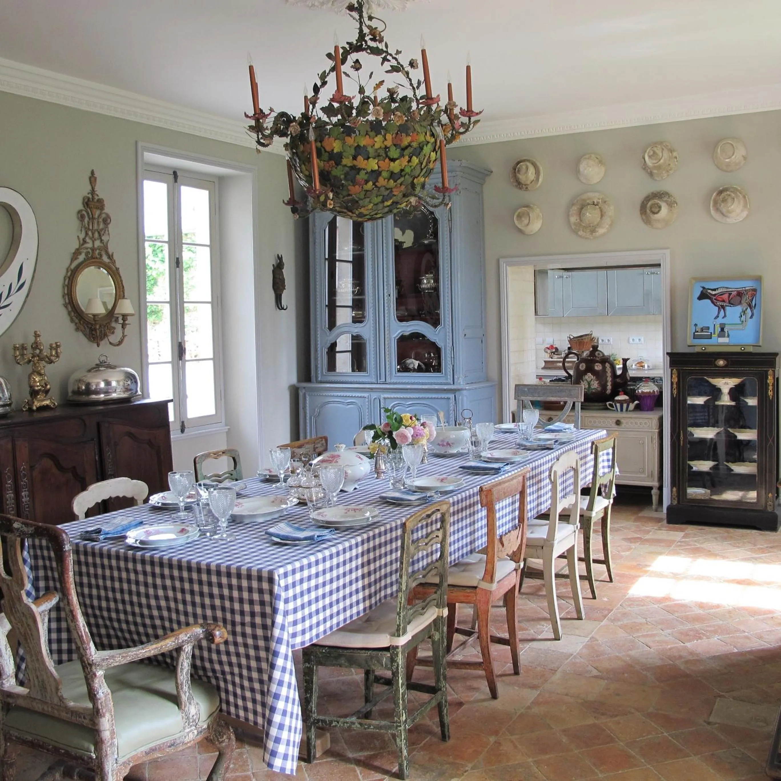 Dining area in Chateau De La Goujonnerie