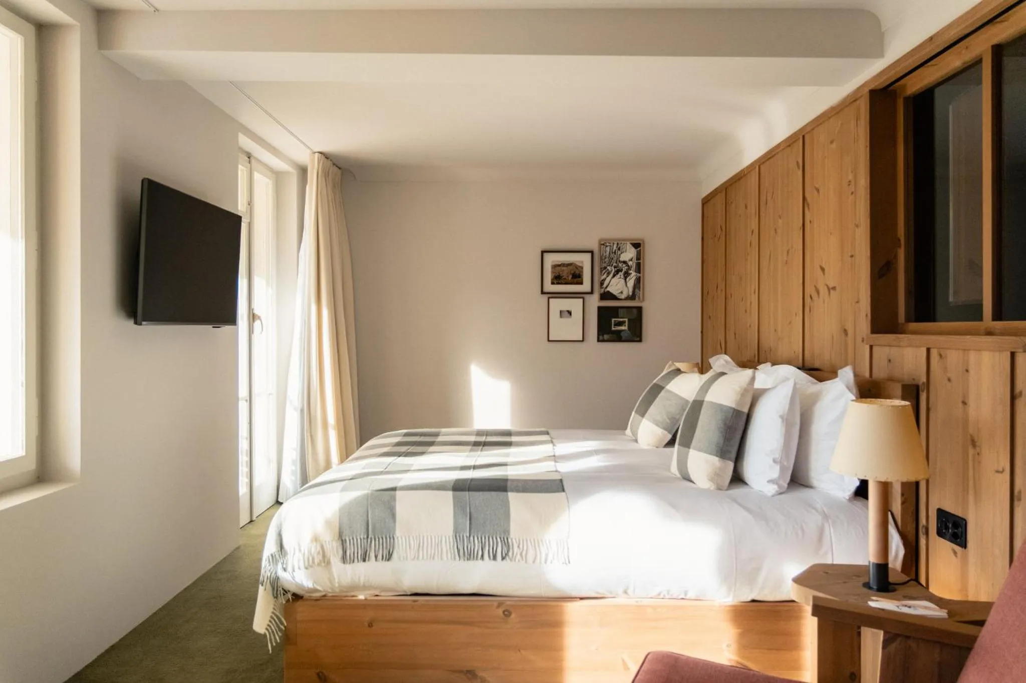 Photo of the whole room, Bed in Grand Hotel Belvedere, a Beaumier Hotel