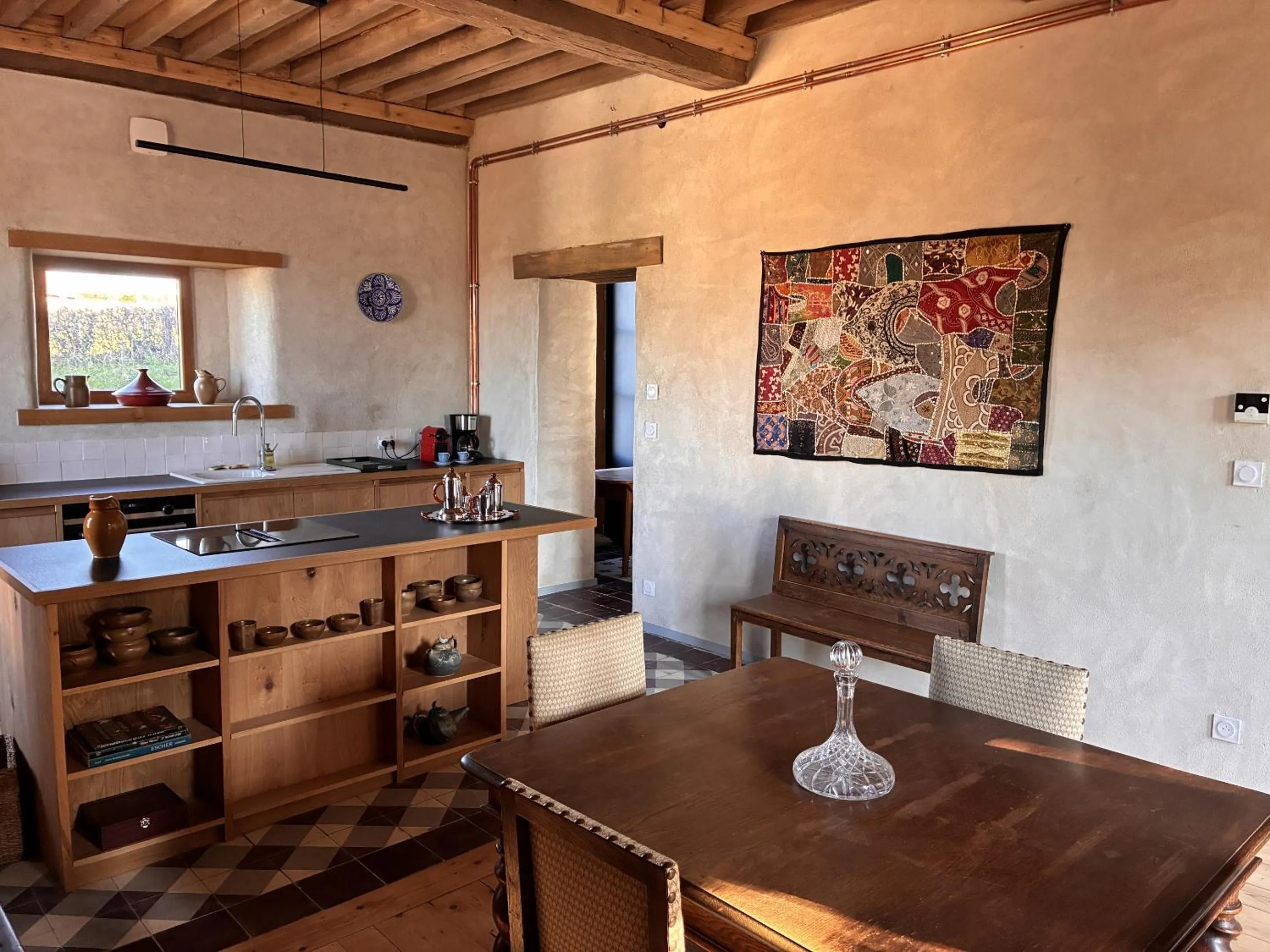Kitchen or kitchenette in Maison d'hôtes "Les Tillets"