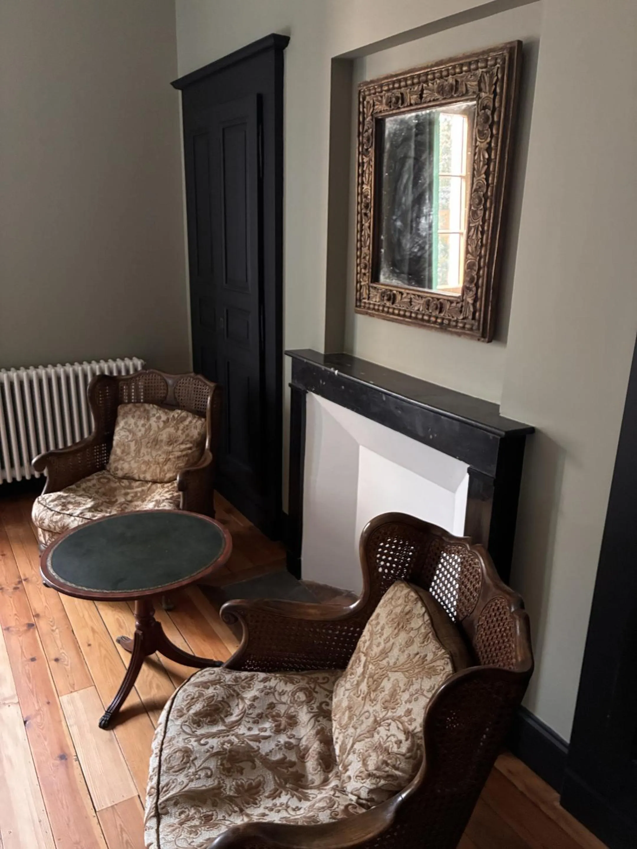 Bedroom in Maison d'hôtes "Les Tillets"