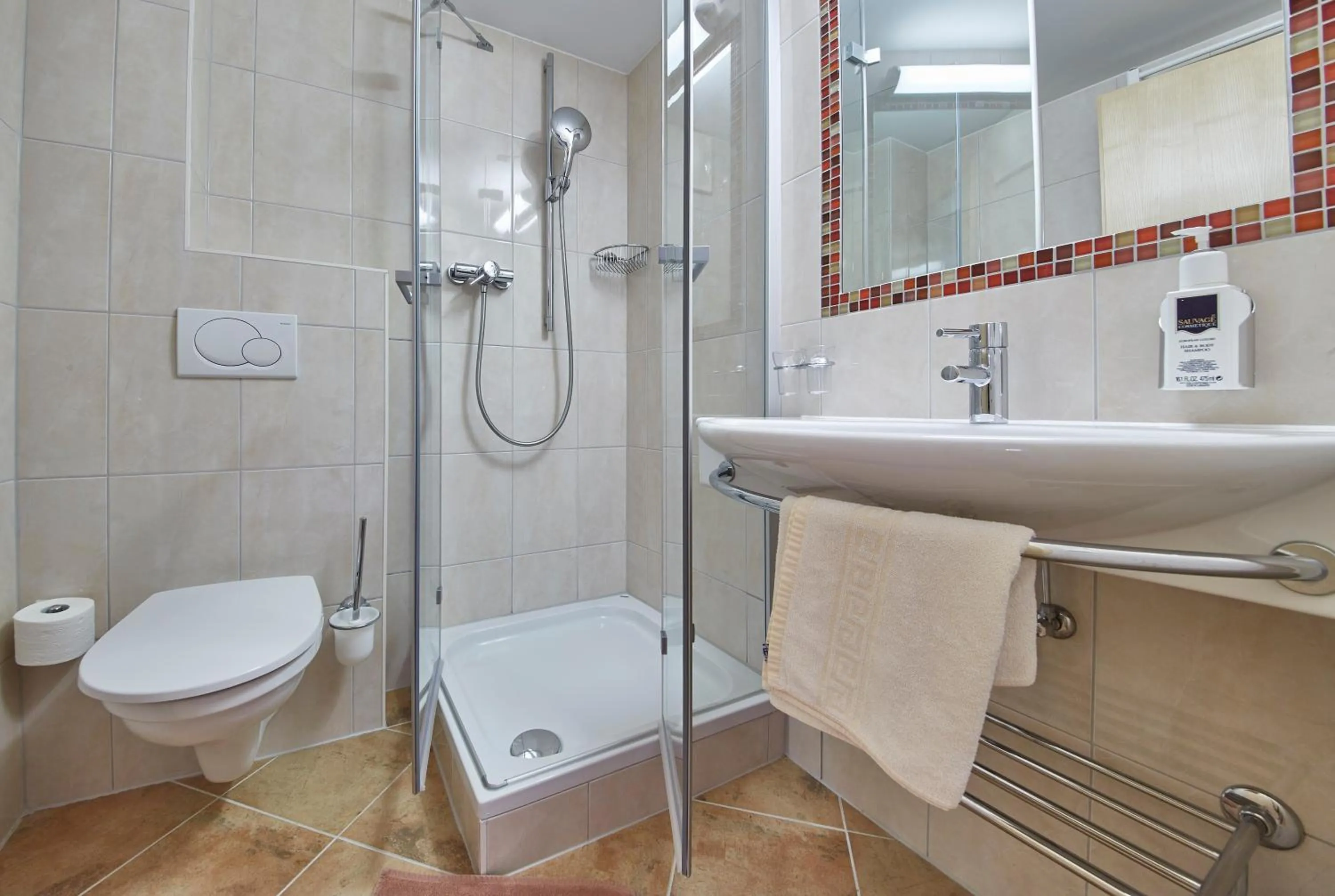 Bathroom in Hotel Gungau