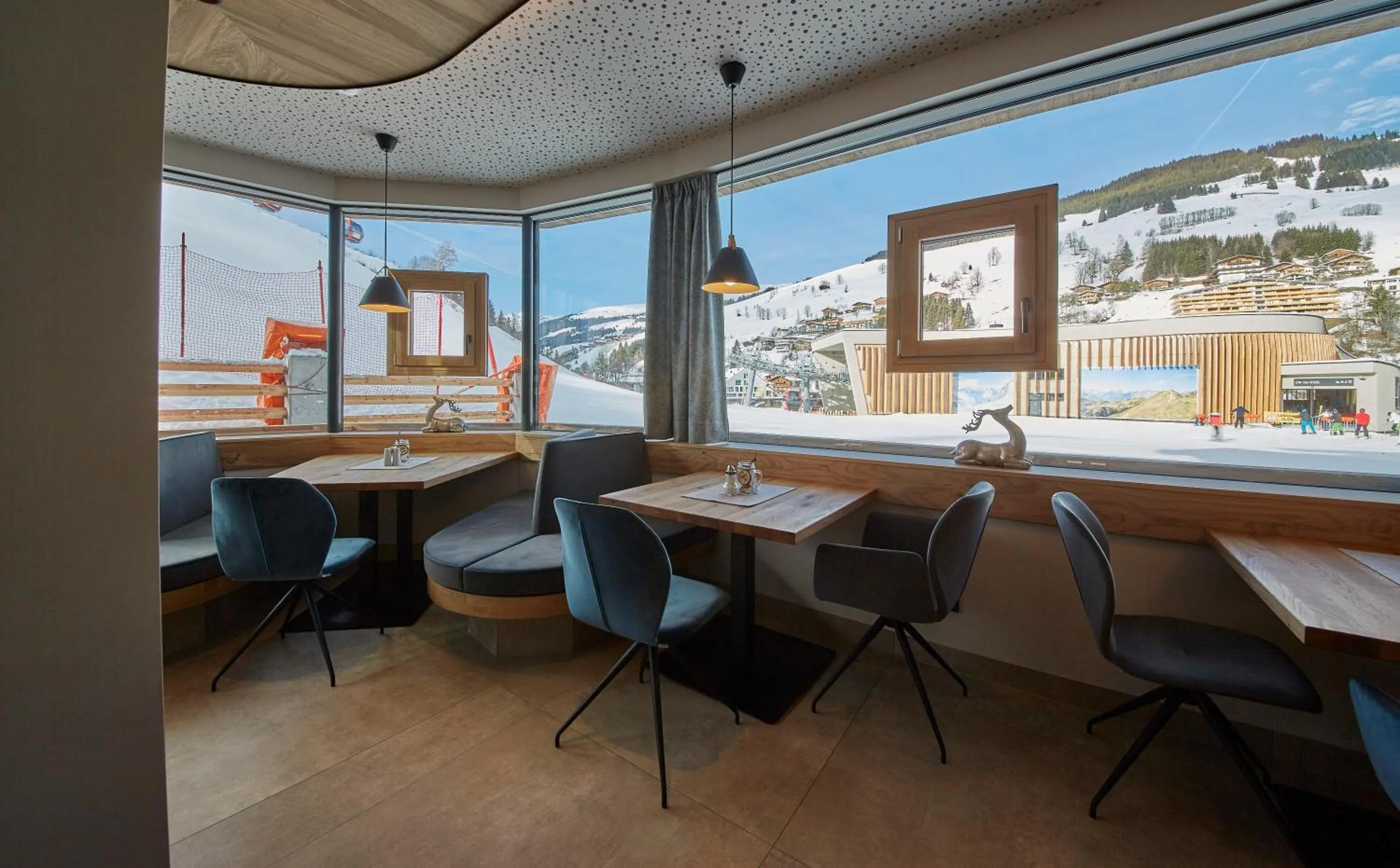 Restaurant/places to eat in Hotel Gungau