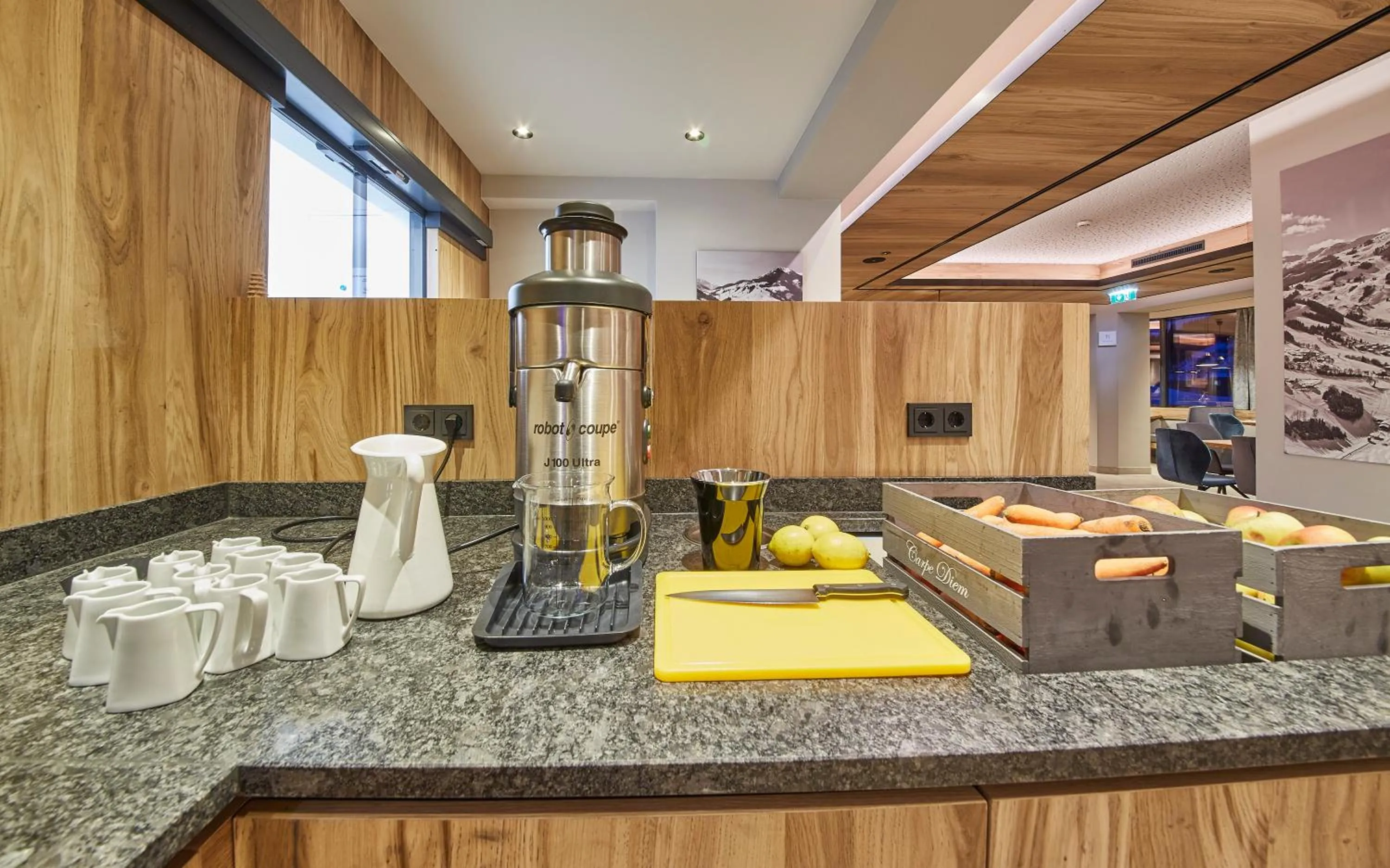 Food and drinks in Hotel Gungau