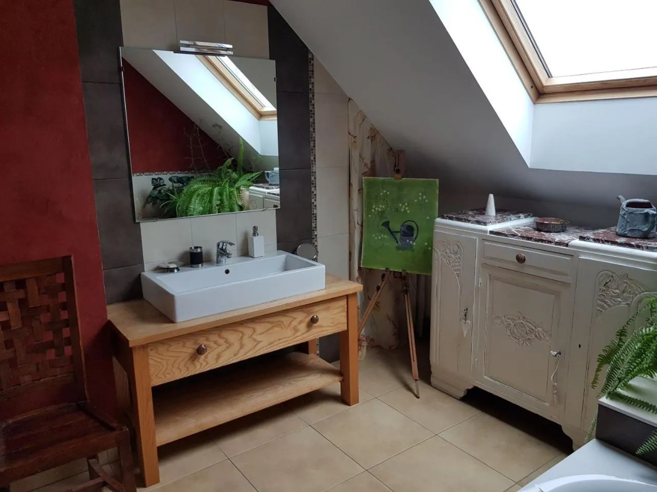 Bathroom in chambre d'hôtes de charme, un temps en forêt
