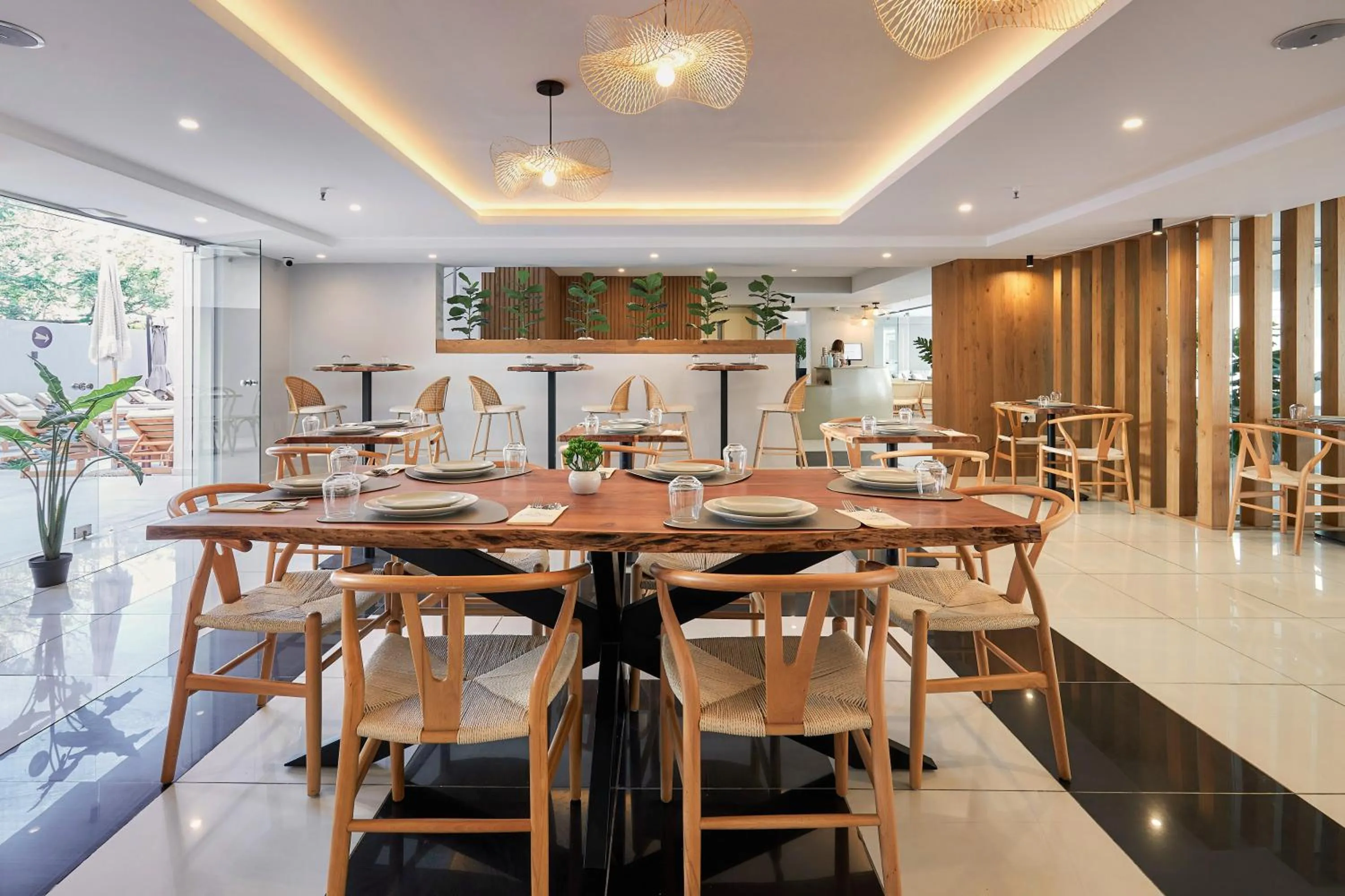 Restaurant/places to eat in Lotus Rise Hotel - Adults Only