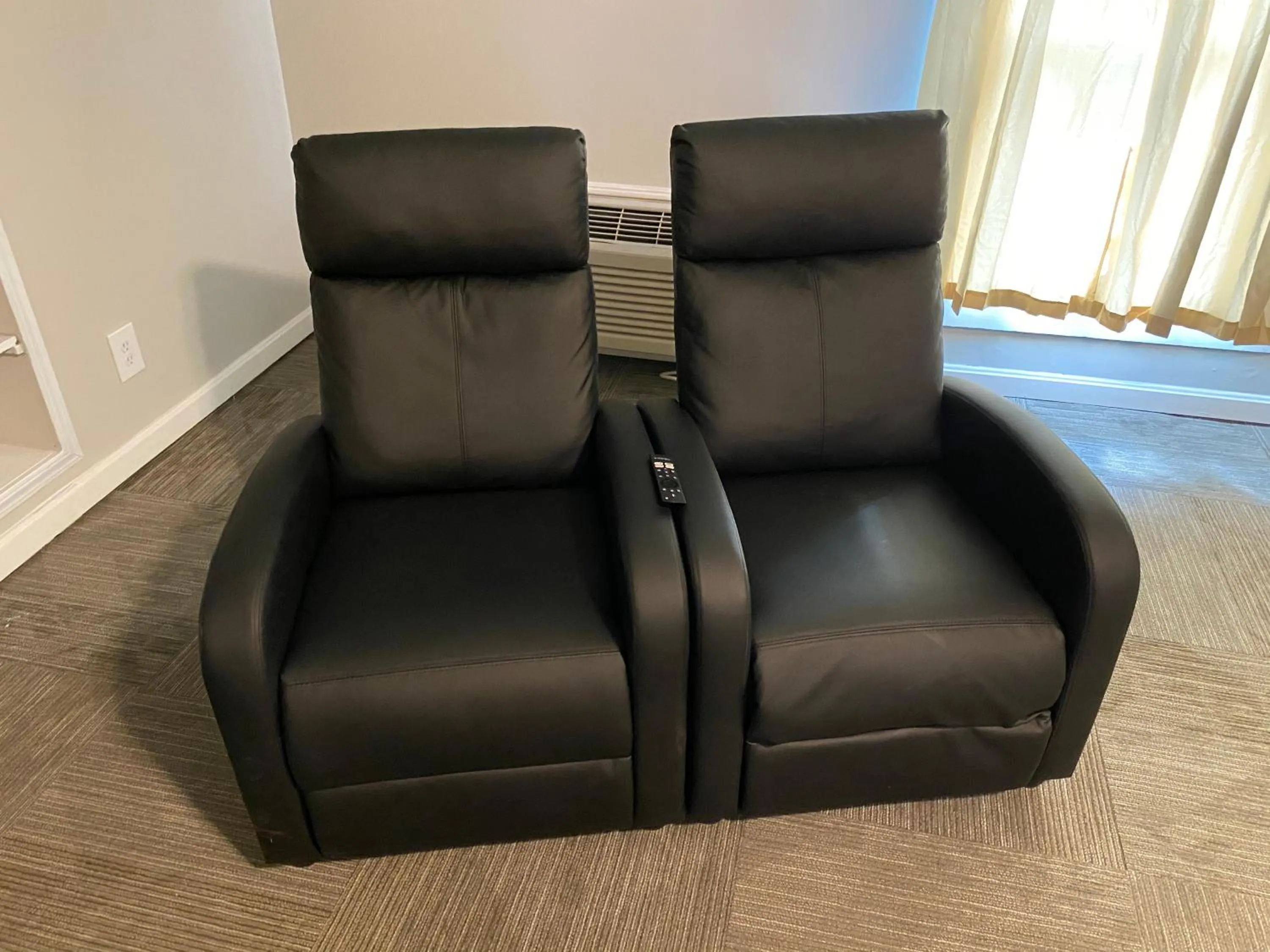 Twin Lakes Creamery, Grill & Inn