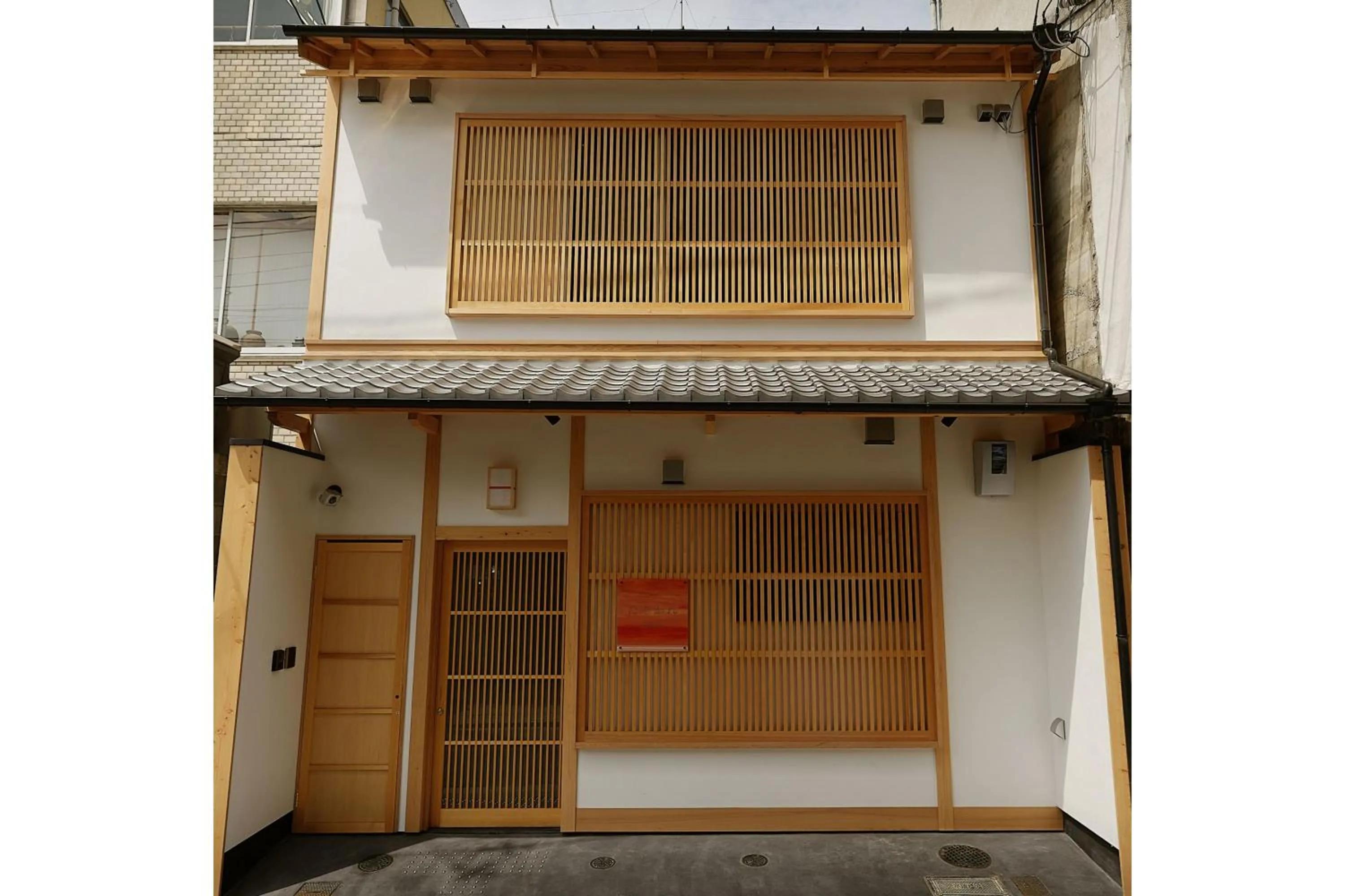 Facade/entrance in Tasokare Machiya House