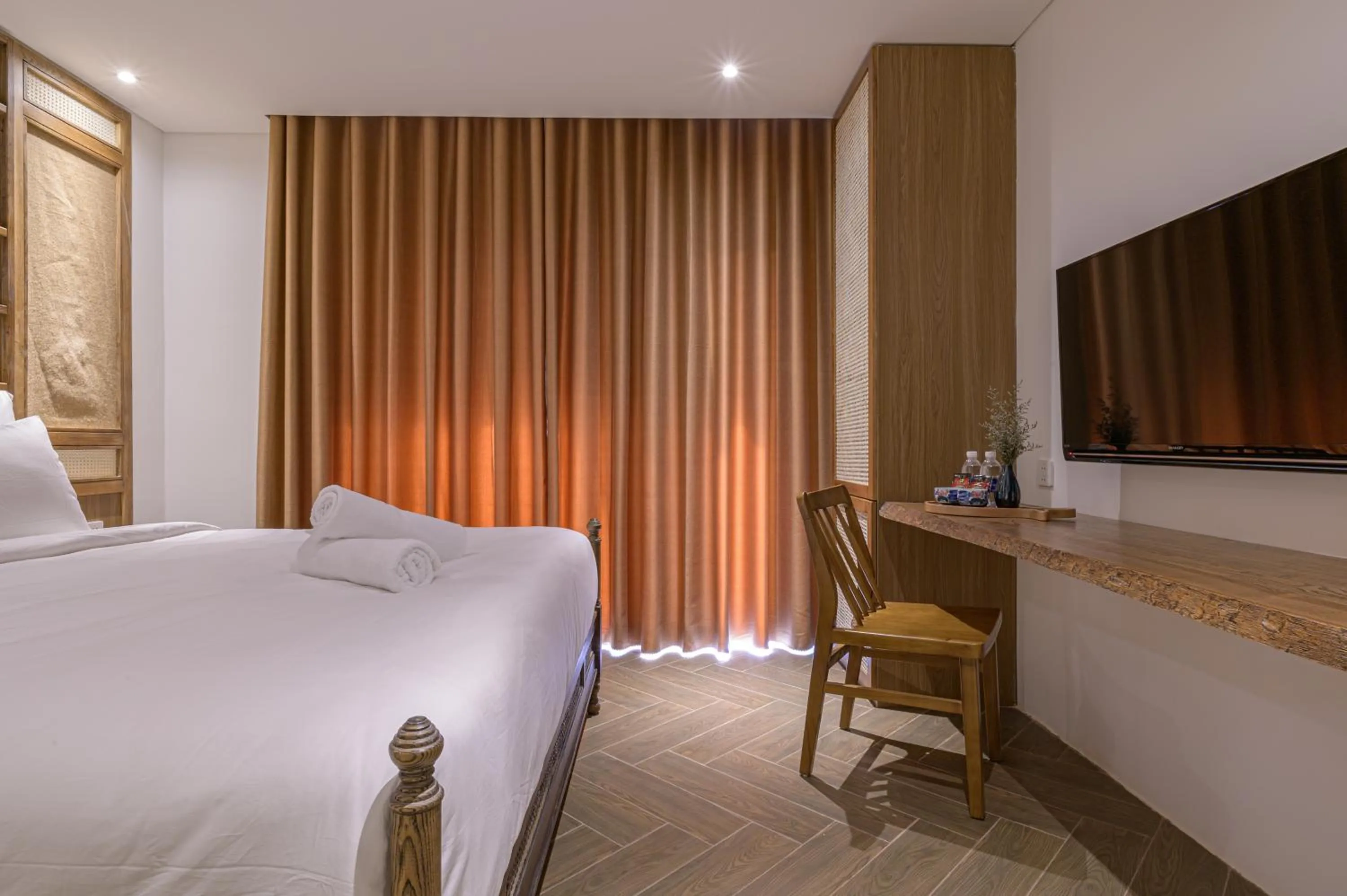 Photo of the whole room, Bed in Le Boutique Danang