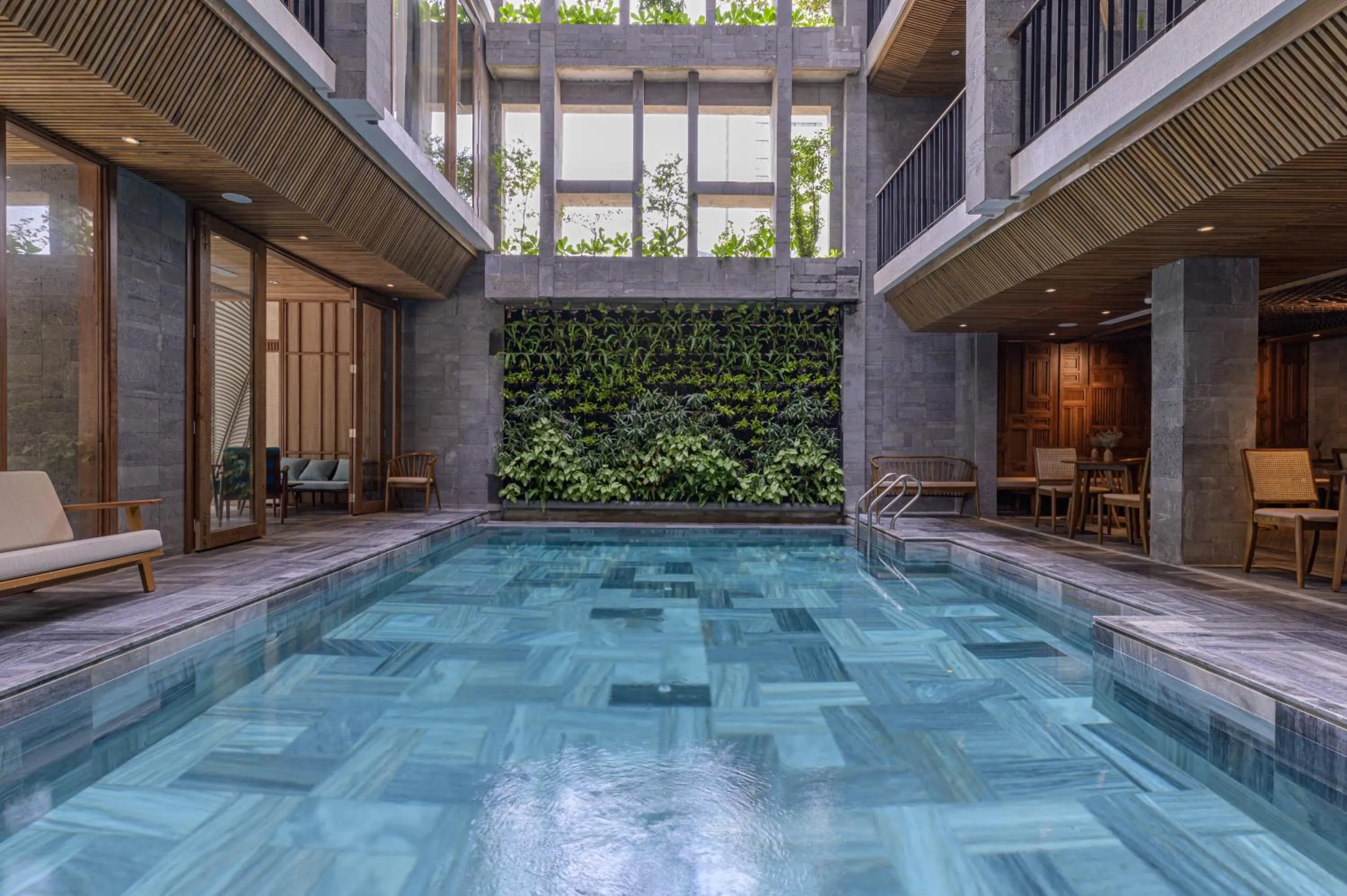 Swimming pool in Le Boutique Danang