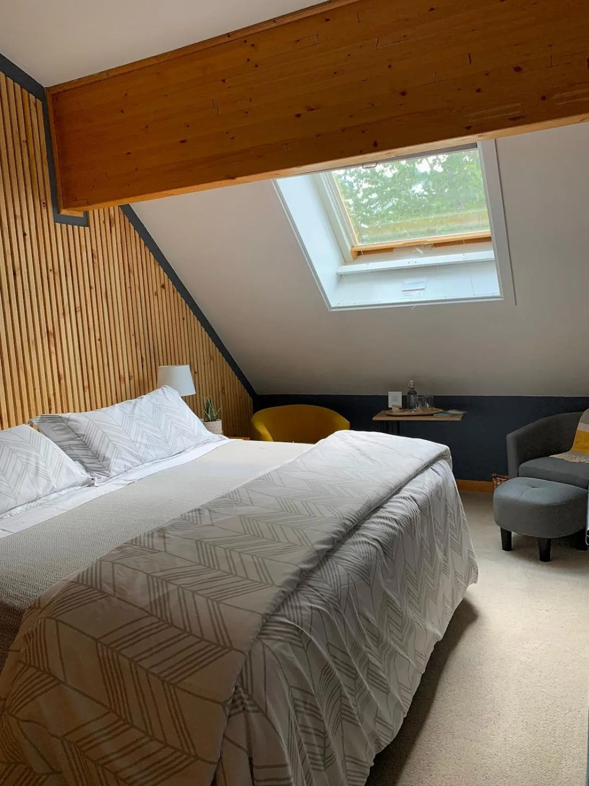 Bed in Ambleside Lodge Bed & Breakfast