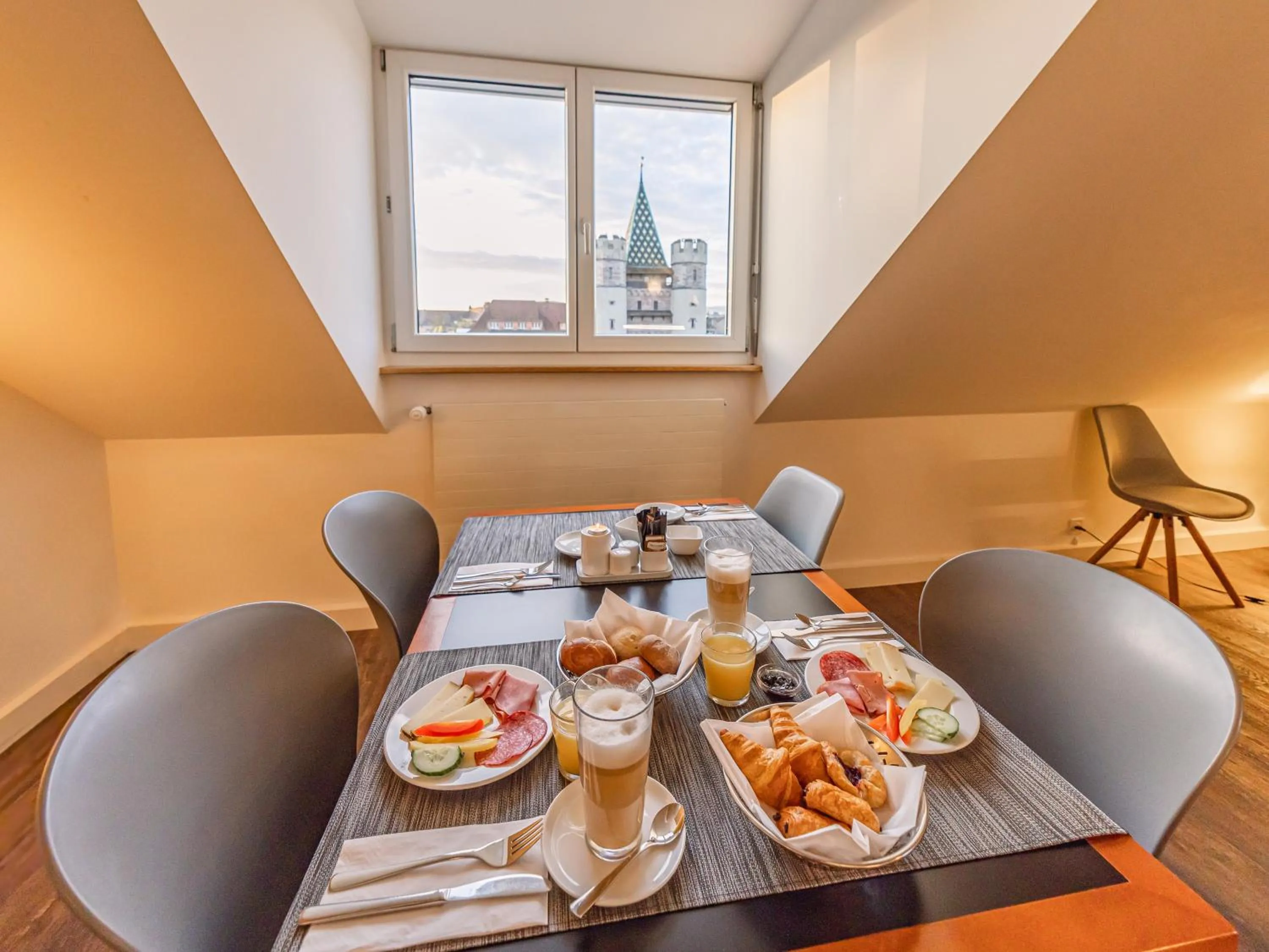 Breakfast in Hotel Spalentor - Ihr sympathisches Stadthotel