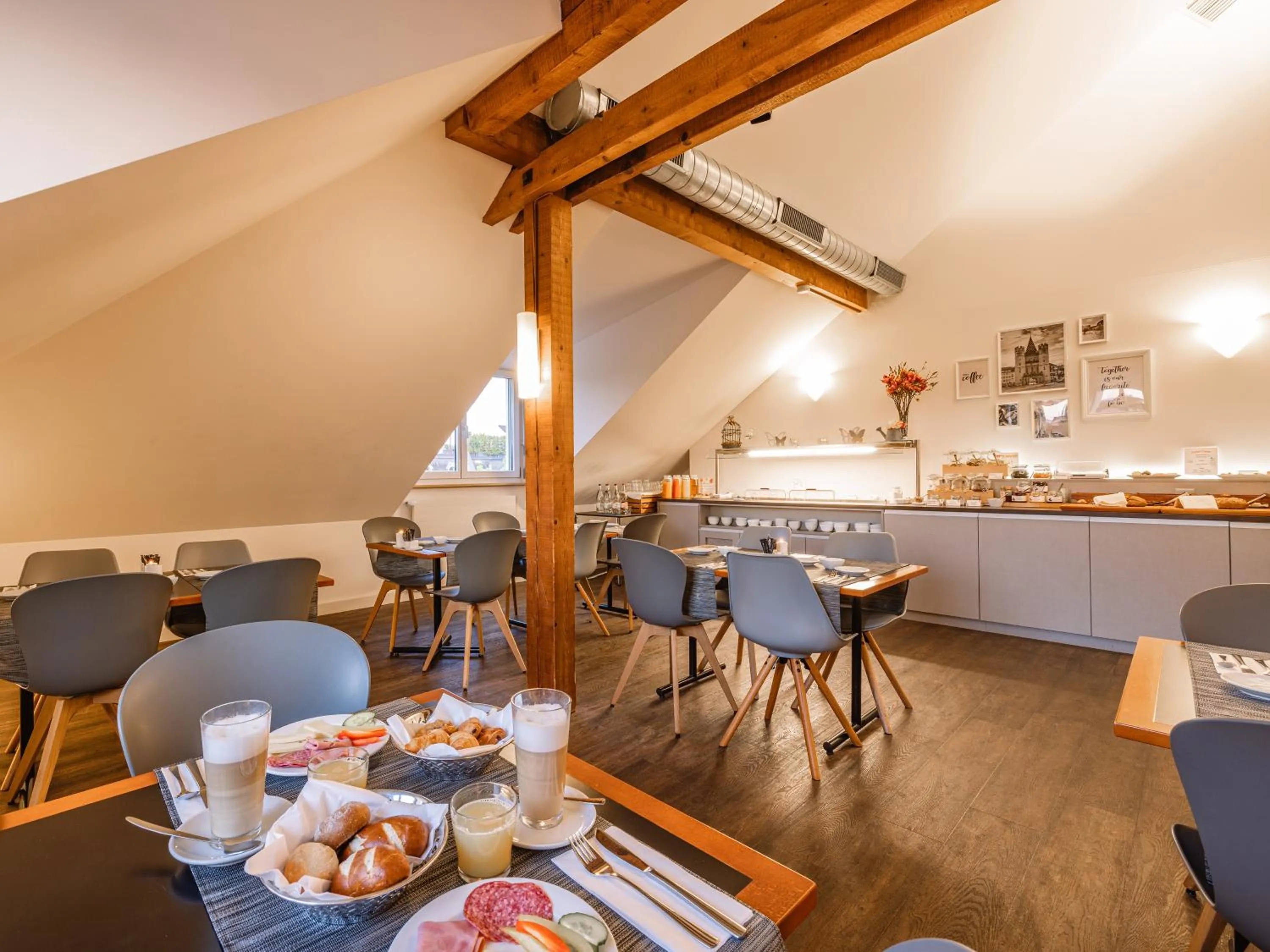 Breakfast in Hotel Spalentor - Ihr sympathisches Stadthotel