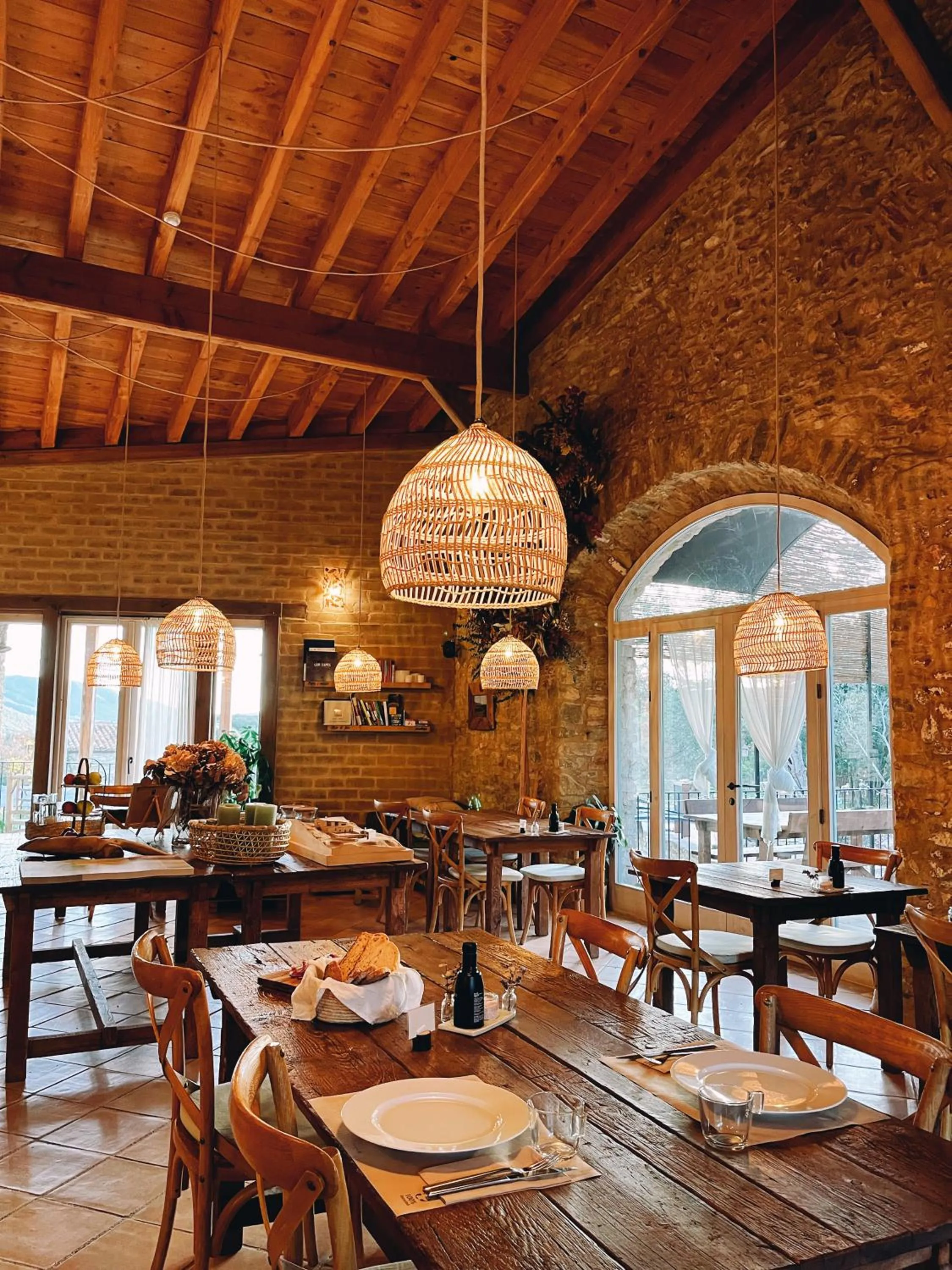 Restaurant/places to eat in ECOTurisme Can Buch HOTEL