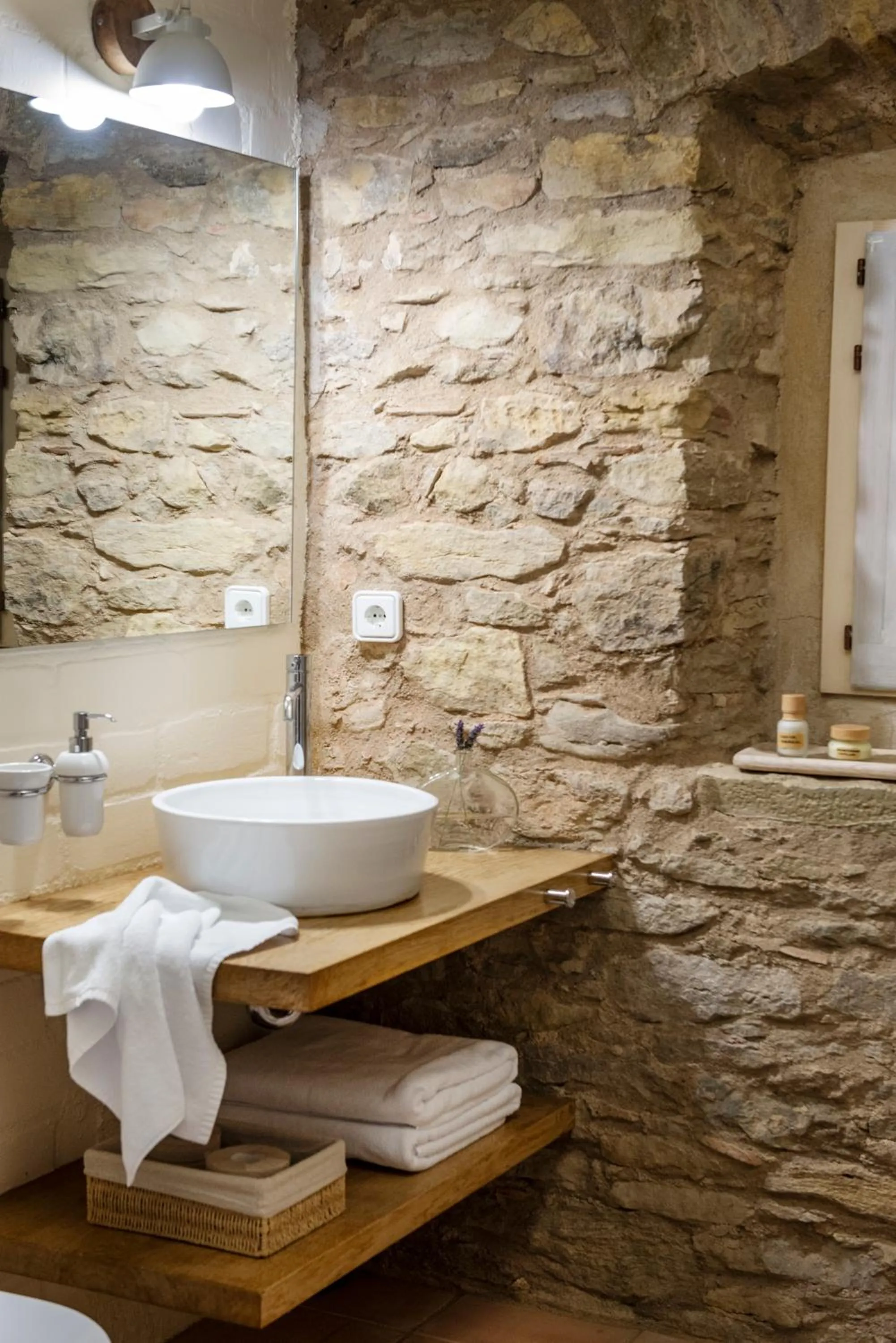 Bathroom in ECOTurisme Can Buch HOTEL