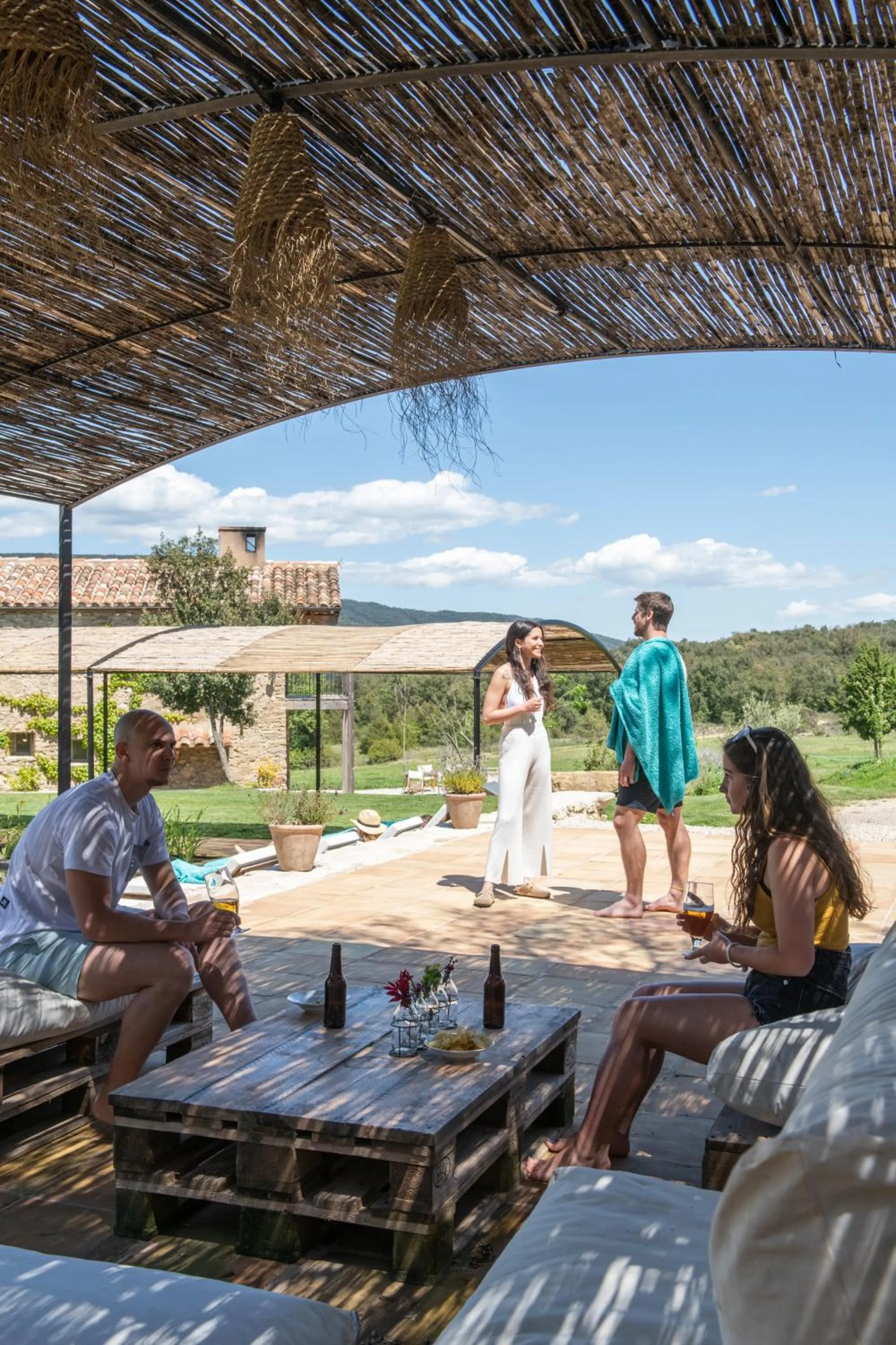 People in ECOTurisme Can Buch HOTEL