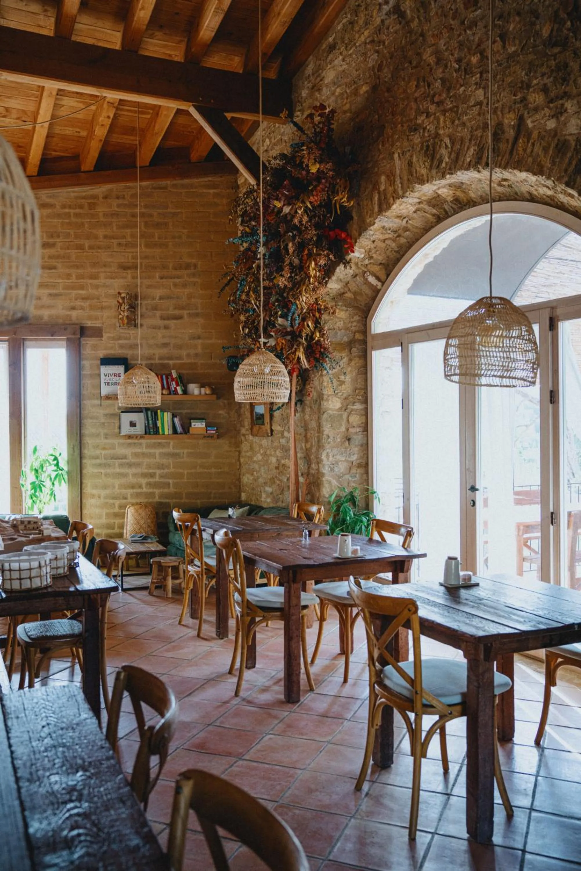 Restaurant/places to eat in ECOTurisme Can Buch HOTEL