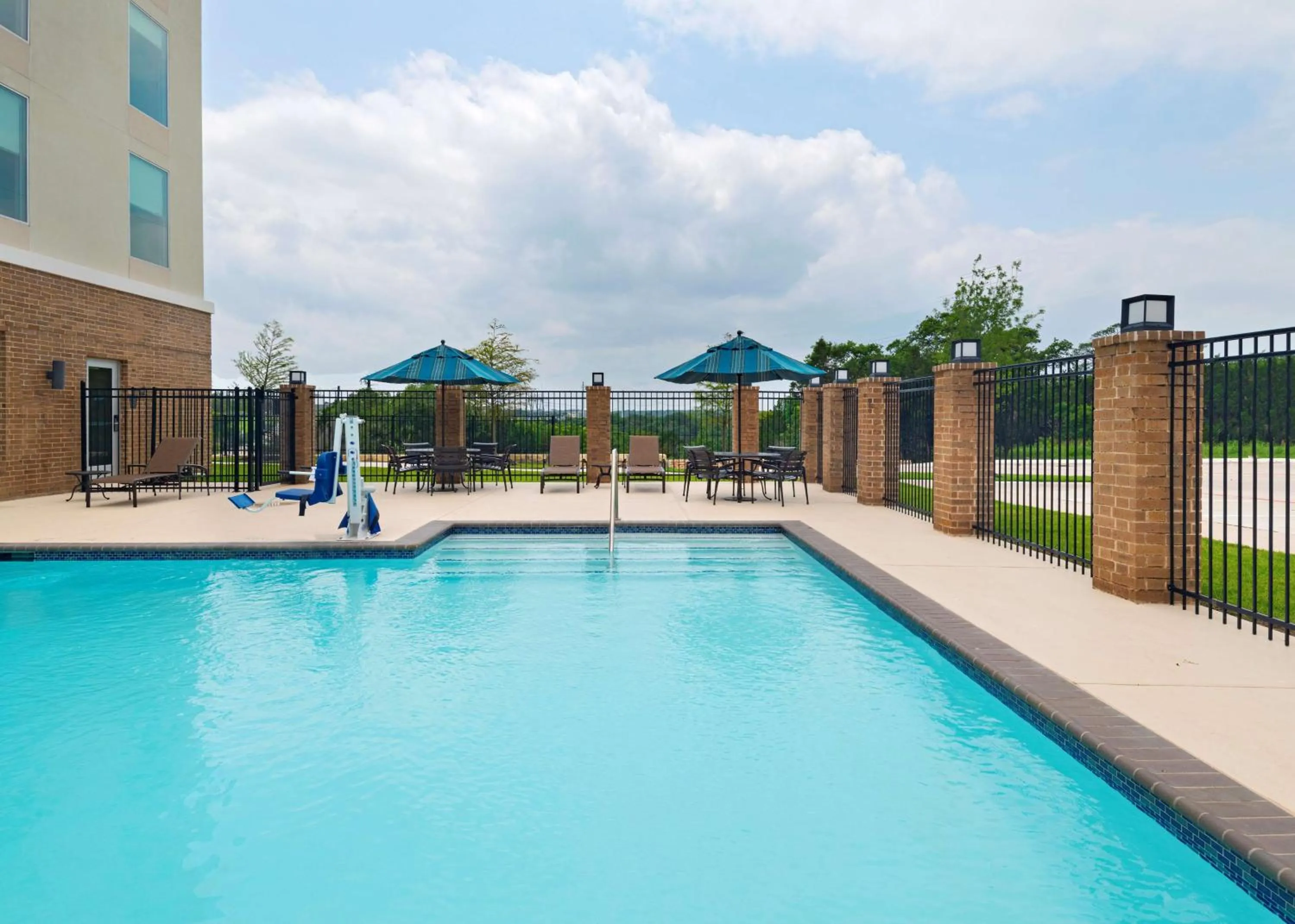 Swimming pool in Hyatt Place Austin Lake Travis/Four Points